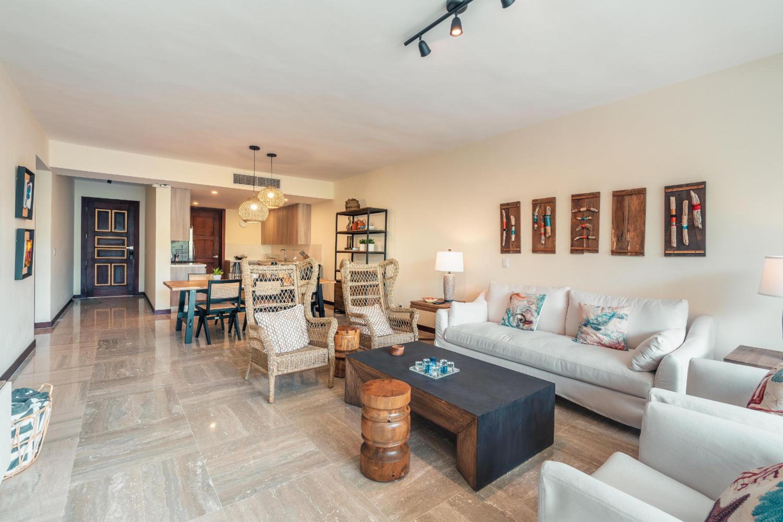 Adorable 2BR apartment at El Portillo UD view 4