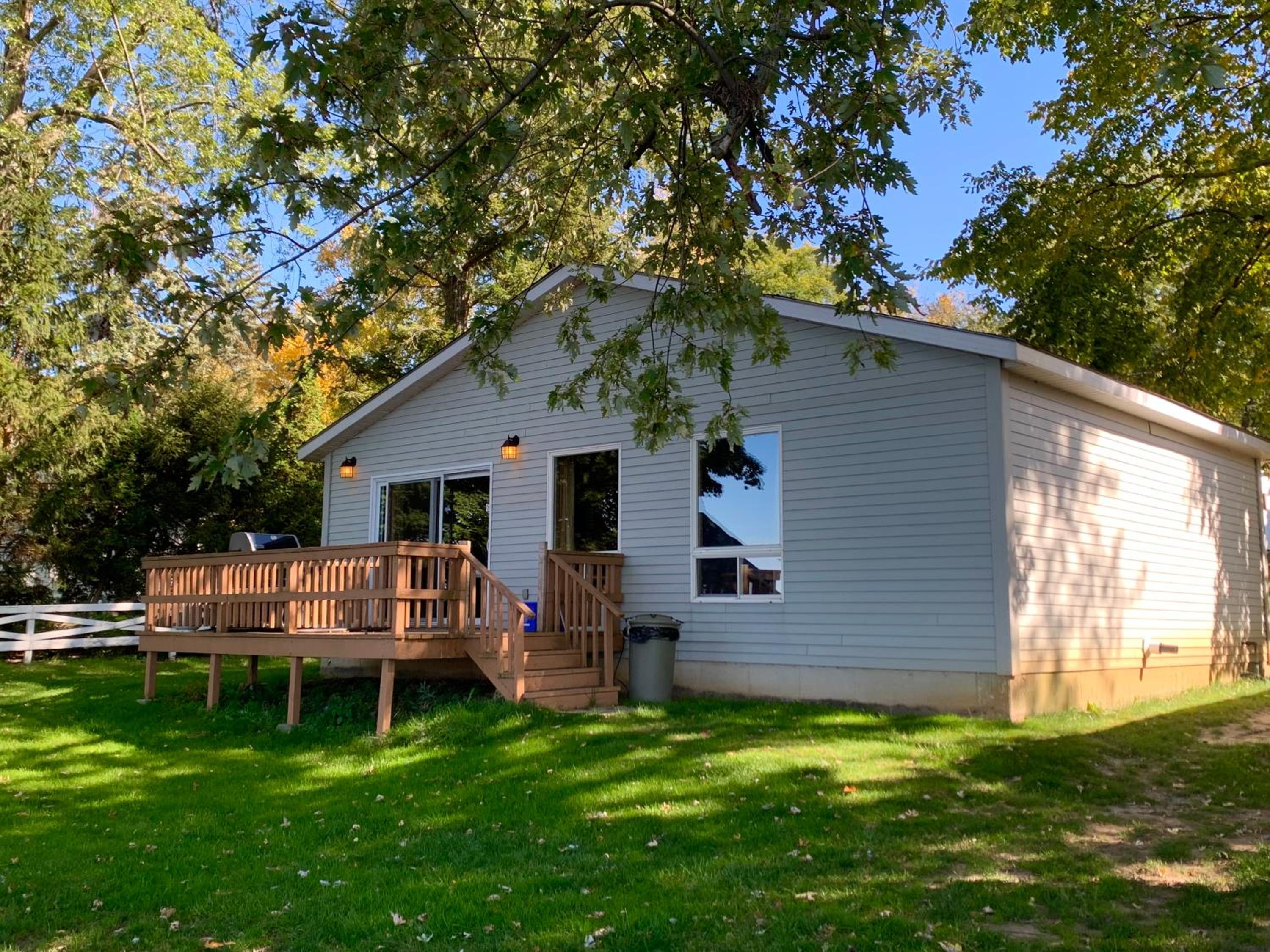 Merland Park Cottages and Motel
