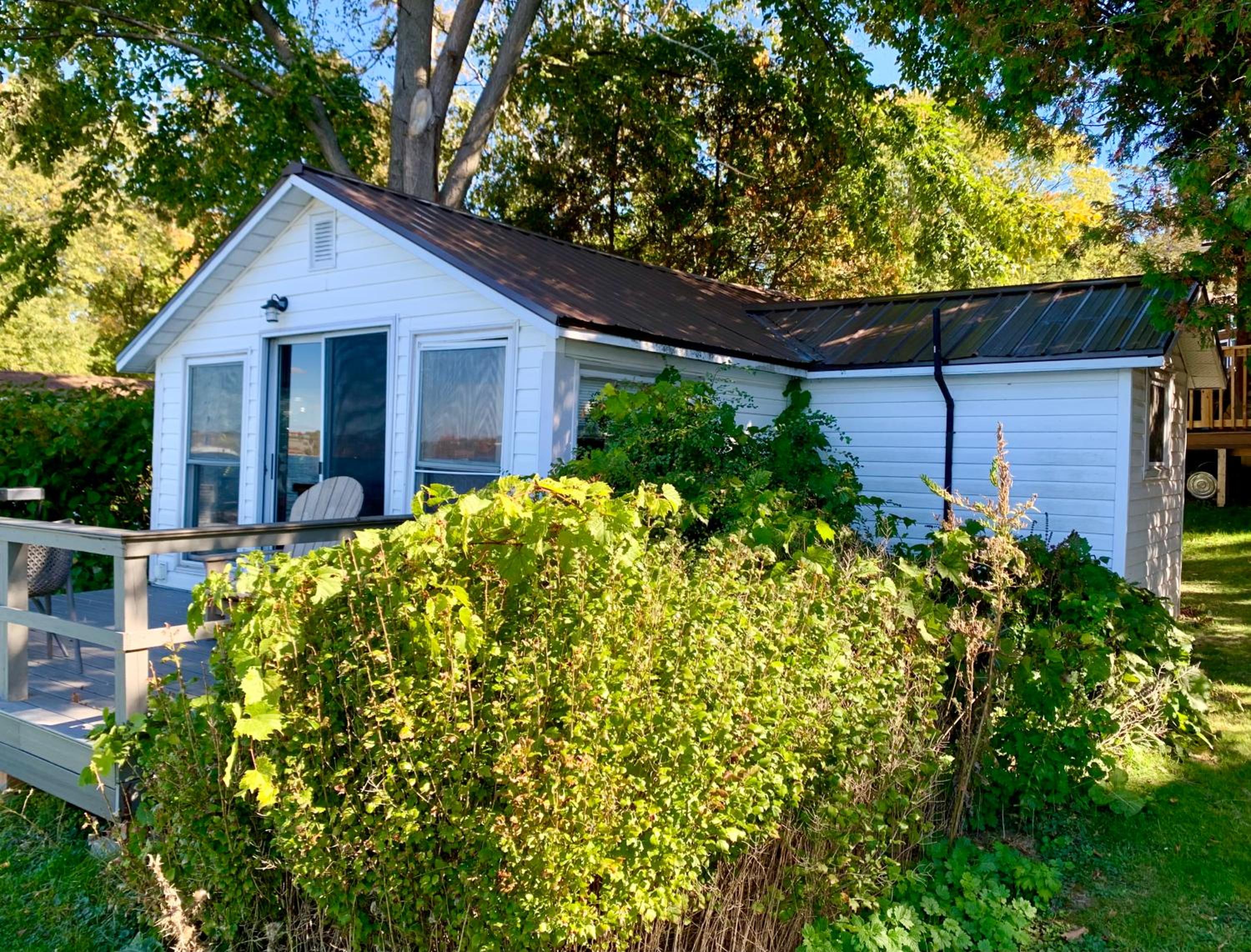 Merland Park Cottages and Motel