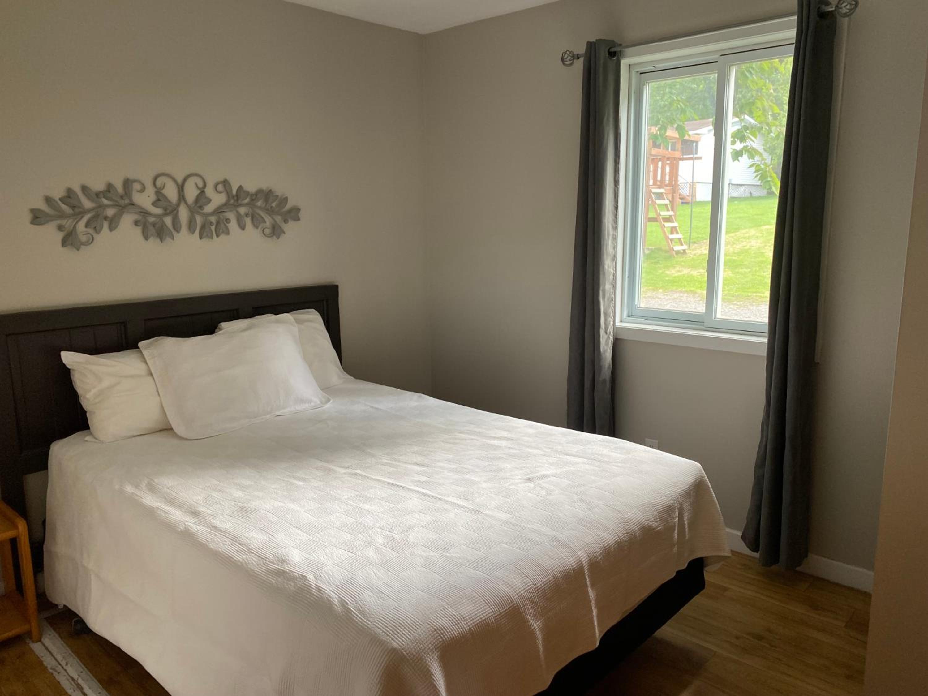 Merland Park Cottages and Motel