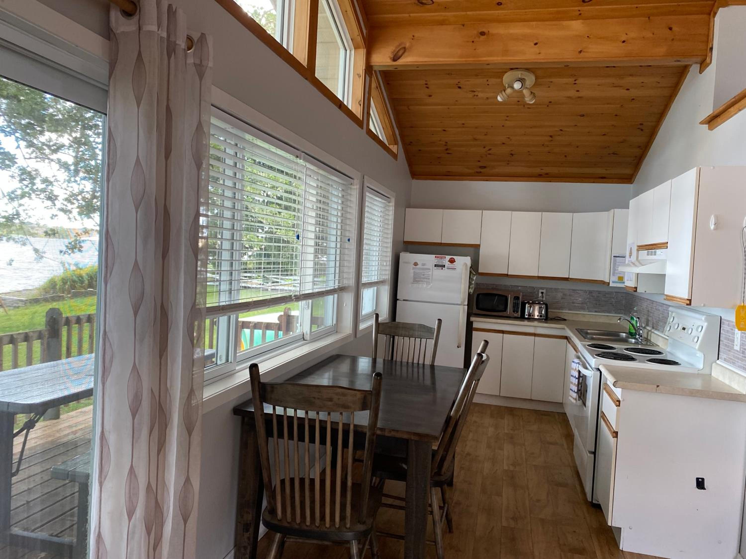 Merland Park Cottages and Motel