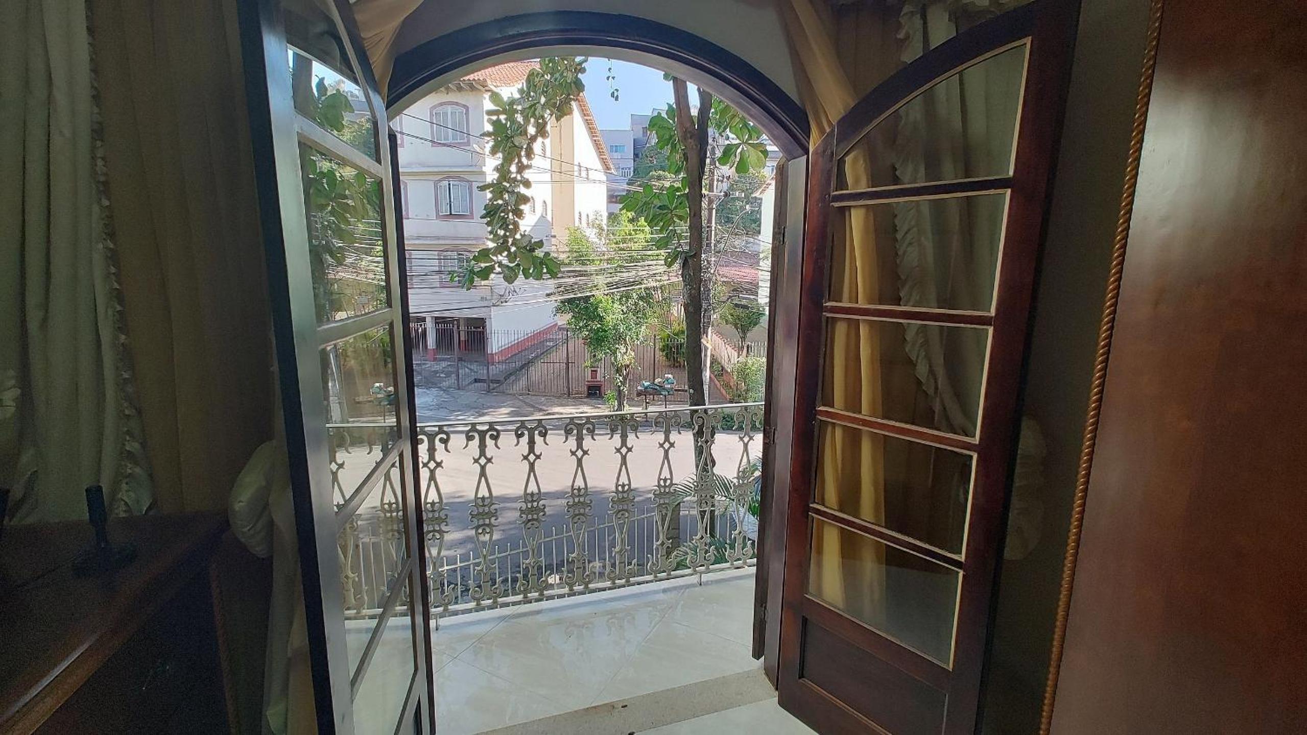 Apto completo 2 quartos garagem Jardim Amália VR RJ
