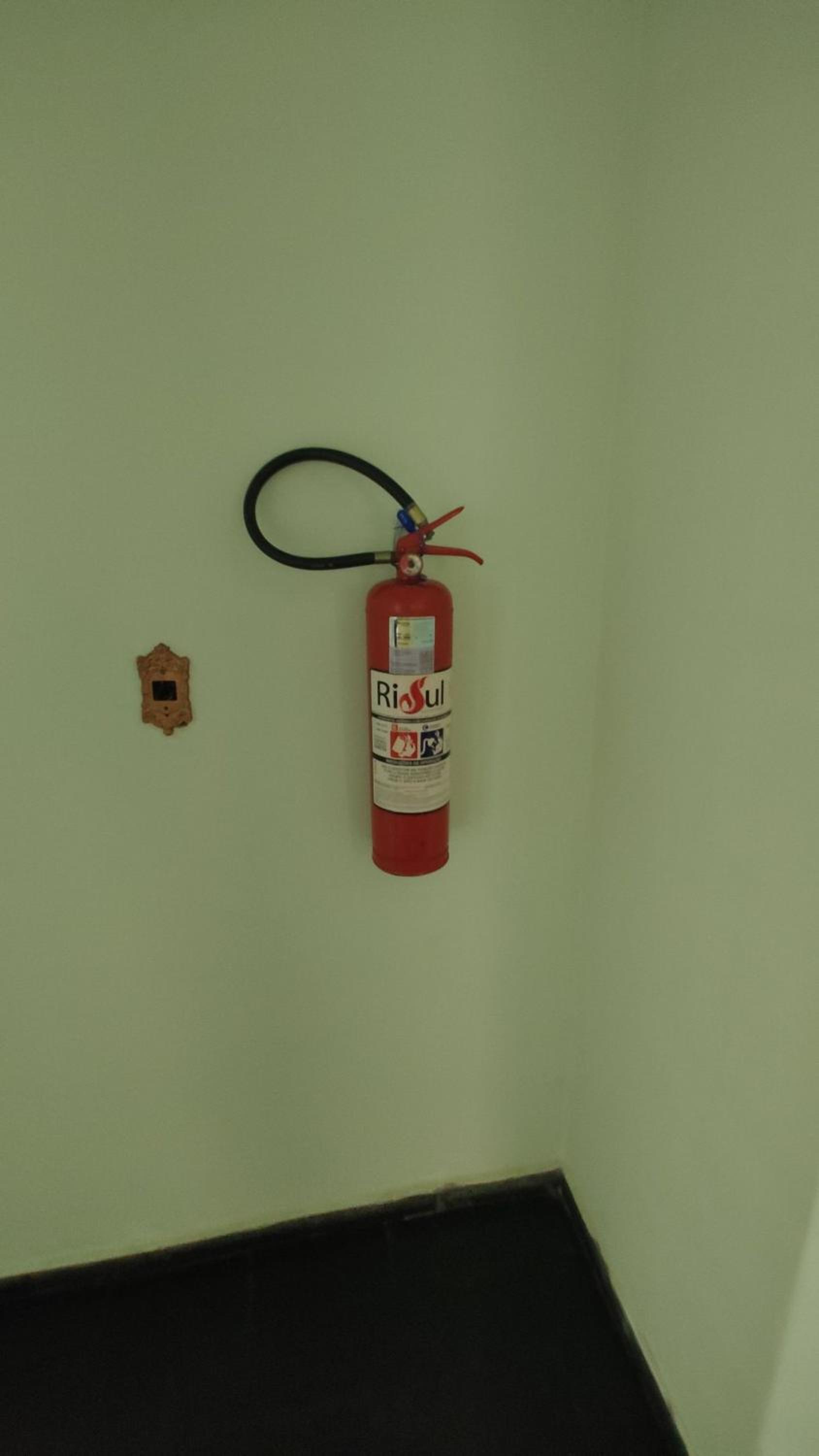 Apto completo 2 quartos garagem Jardim Amália VR RJ