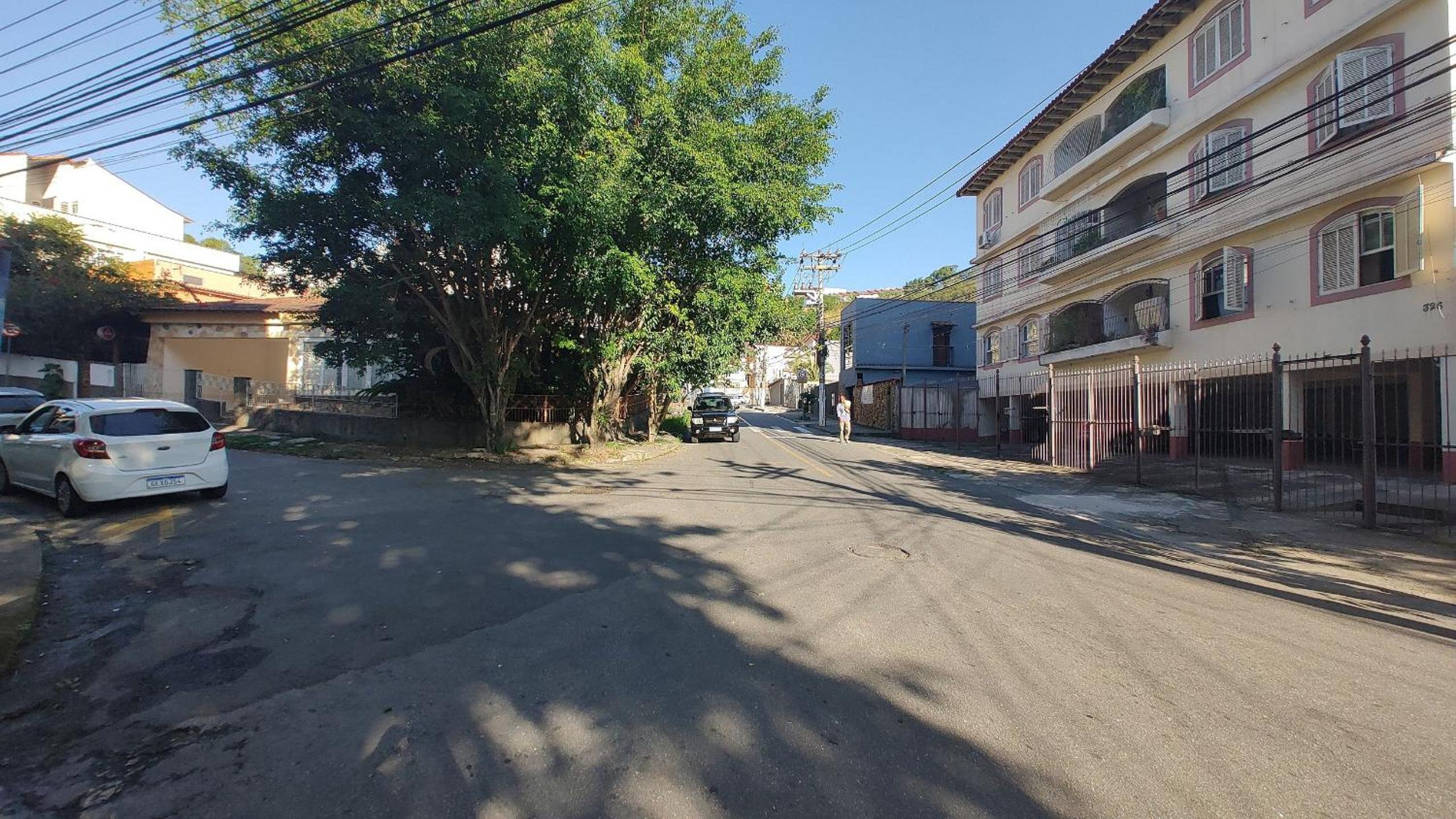 Apto completo 2 quartos garagem Jardim Amália VR RJ