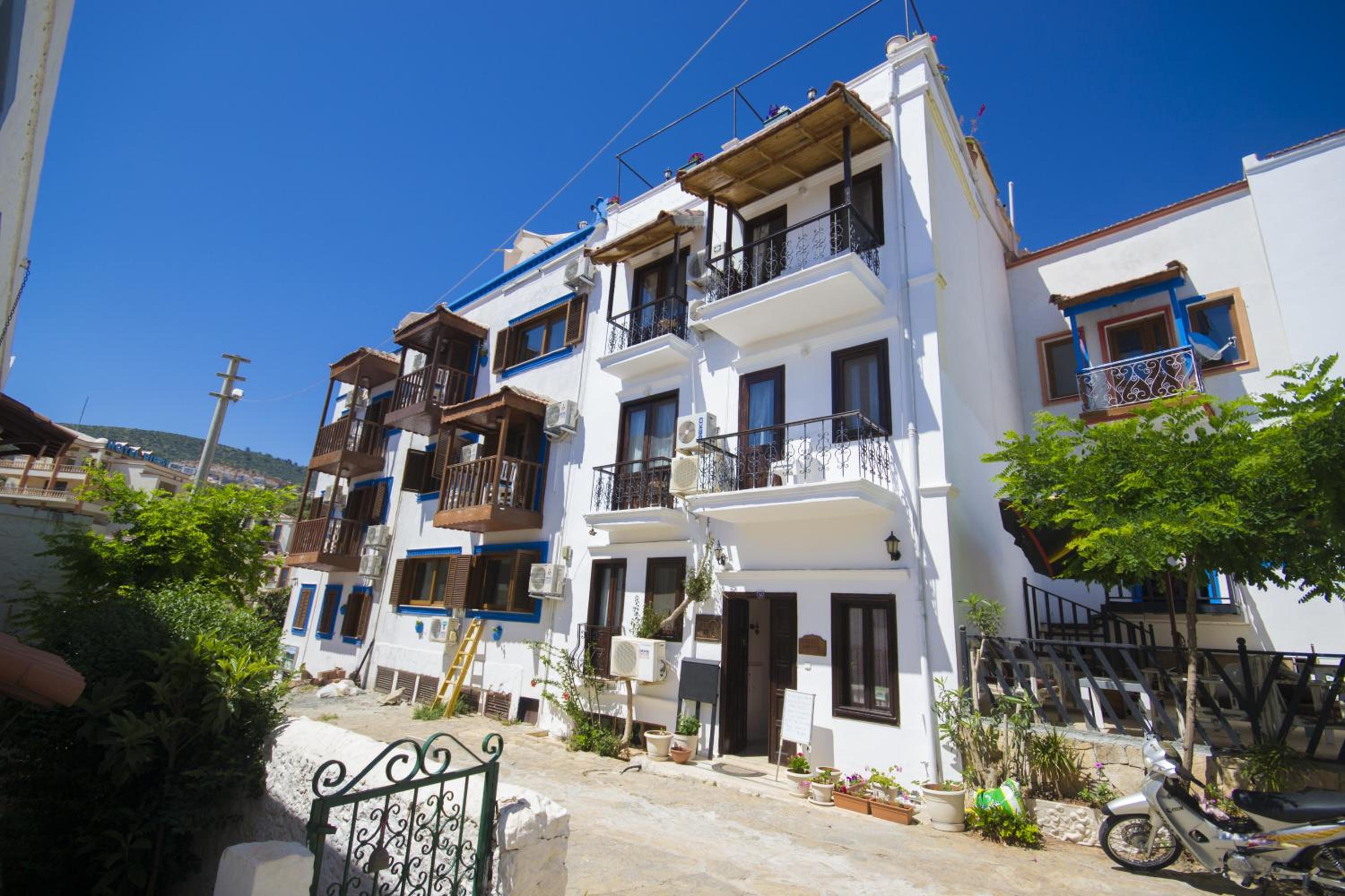 Hotel Kleo Boutique Otel Kalkan - Image 1