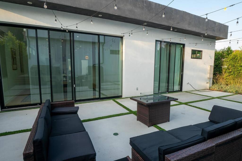 New High-End Luxury Pet-Friendly Villa