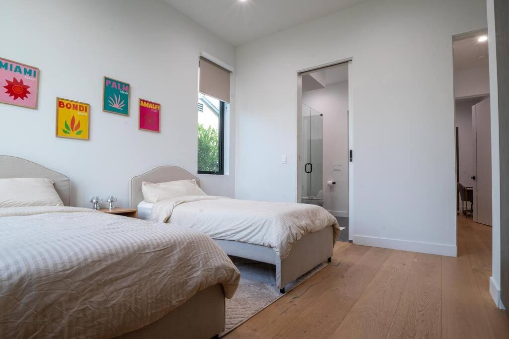 New High-End Luxury Pet-Friendly Villa