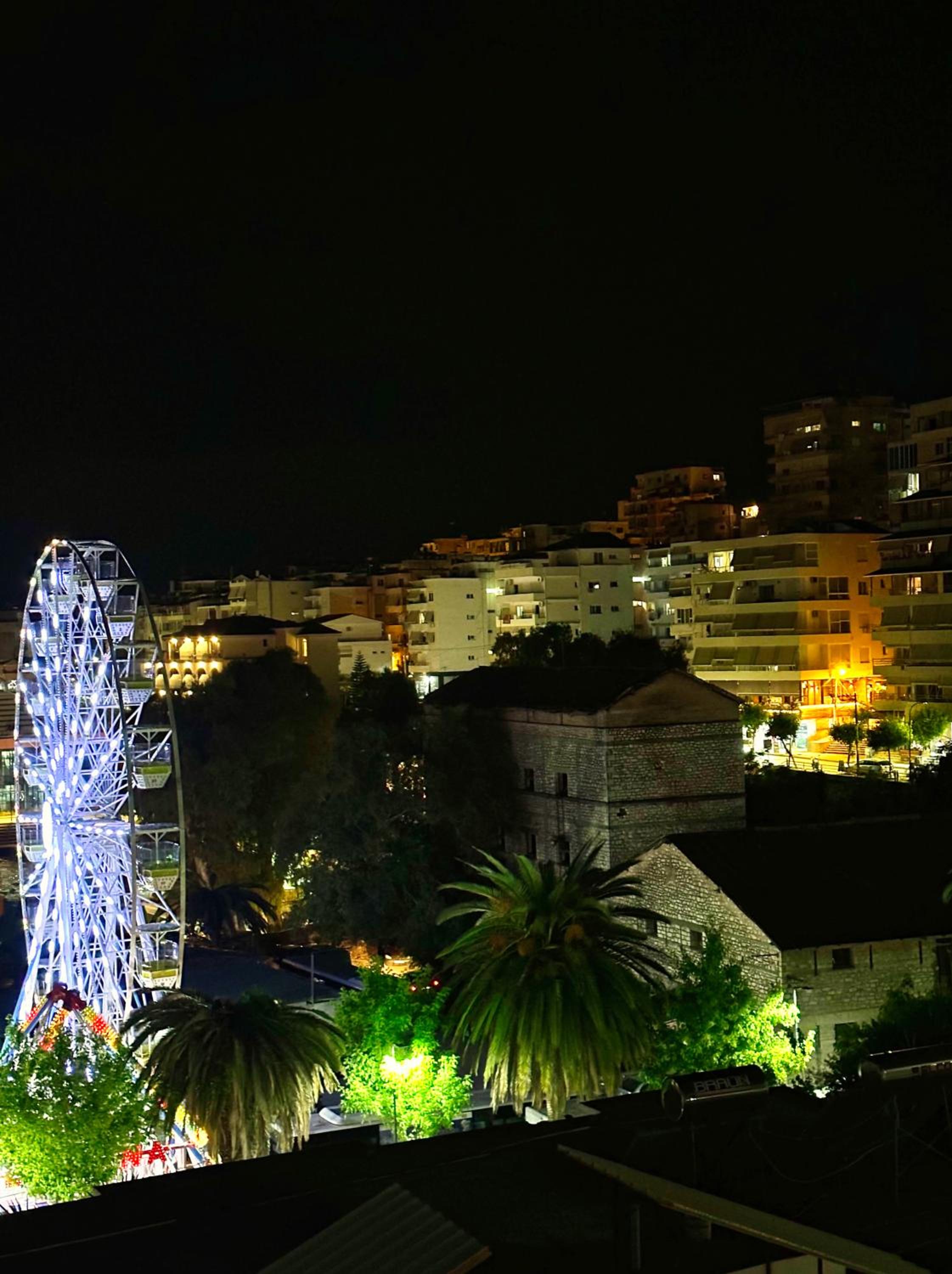 K&T Boulevard Studio Saranda