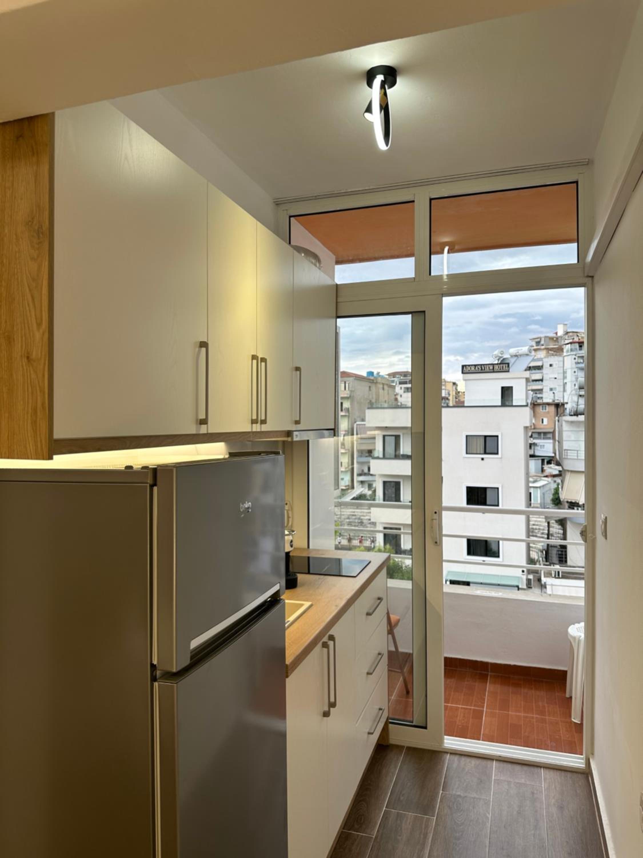 K&T Boulevard Studio Saranda
