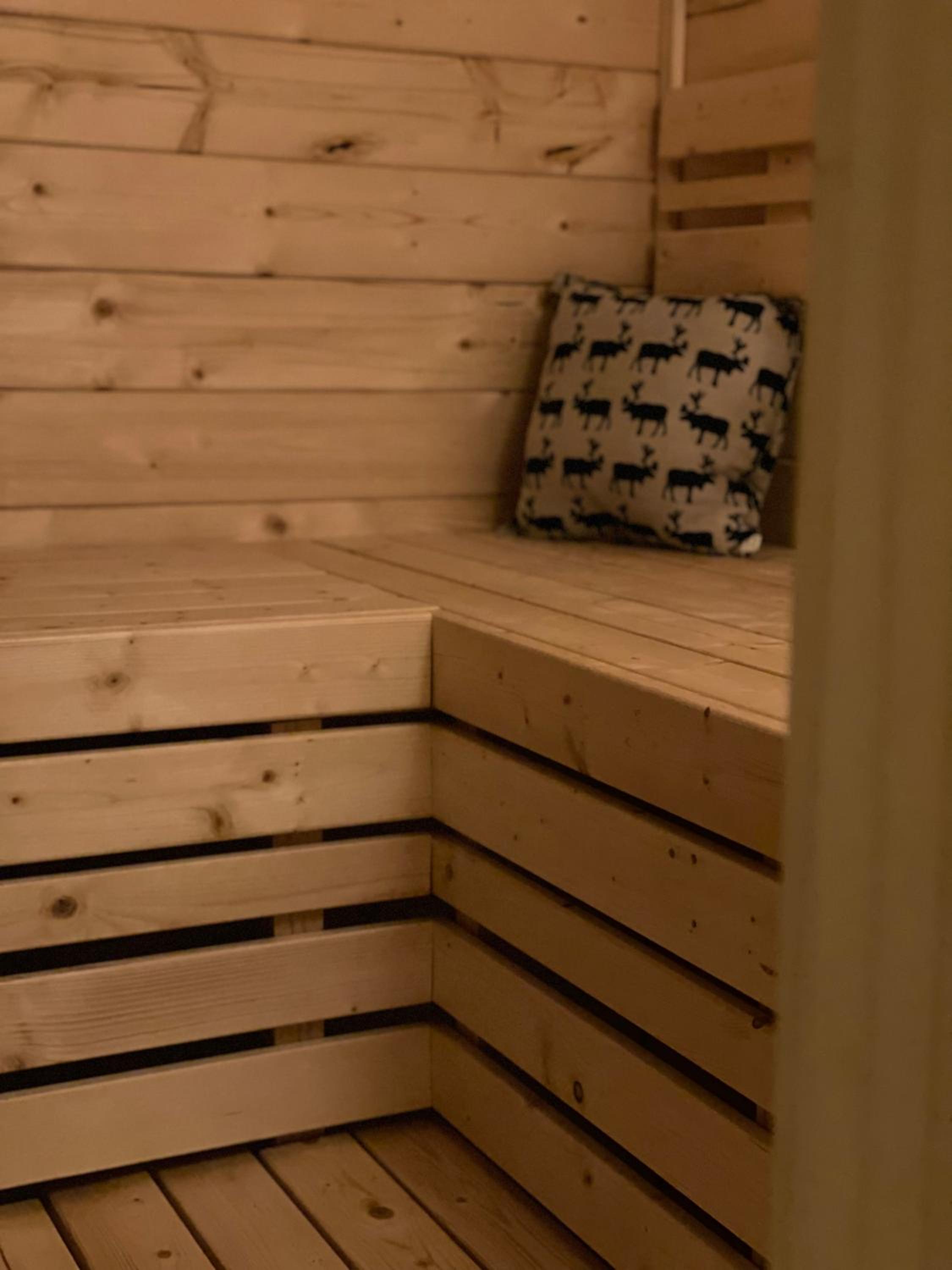 Kleines Chalet im Erzgebirge mit Sauna und Kamin