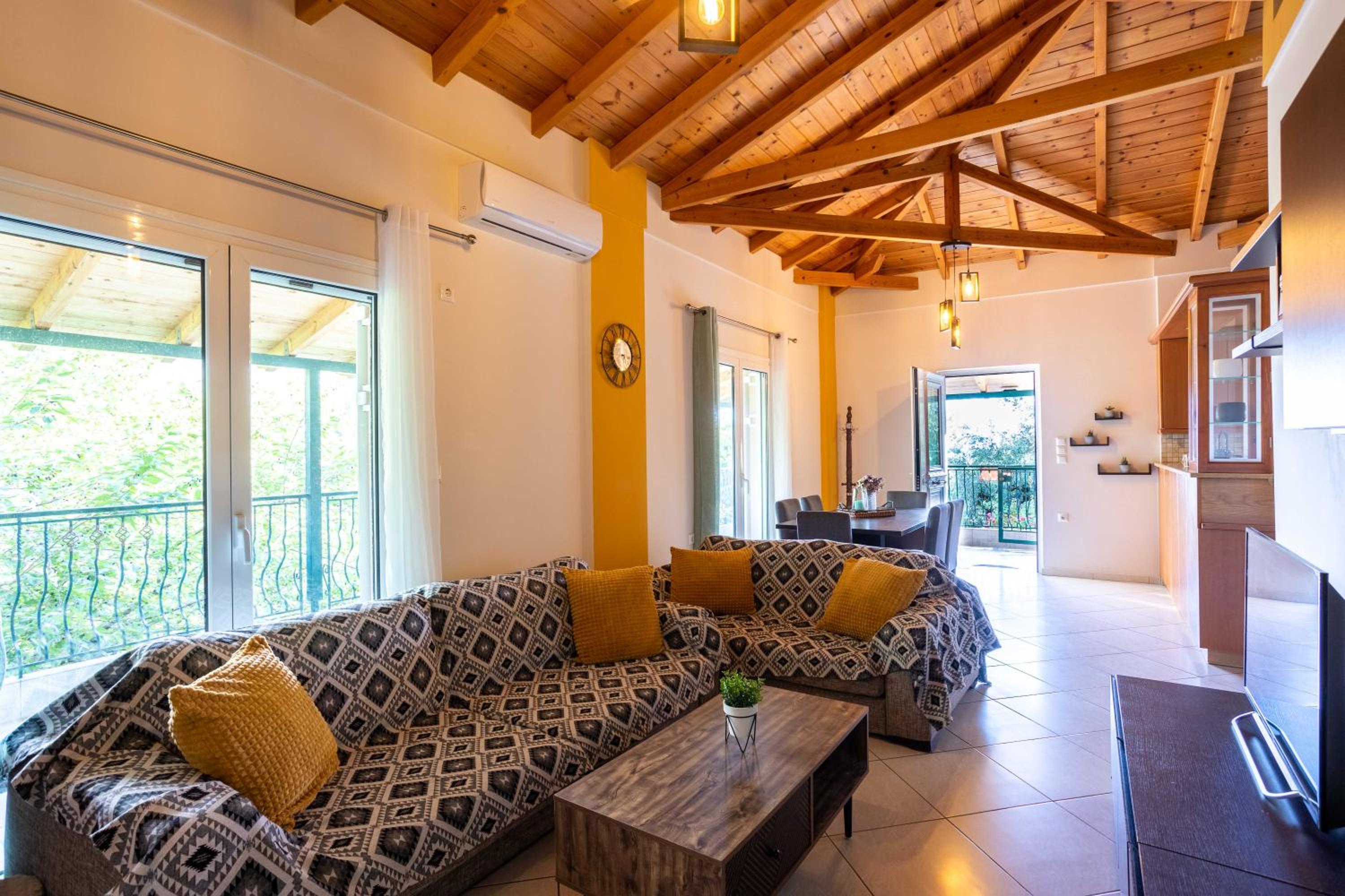 Villa Olive view 4