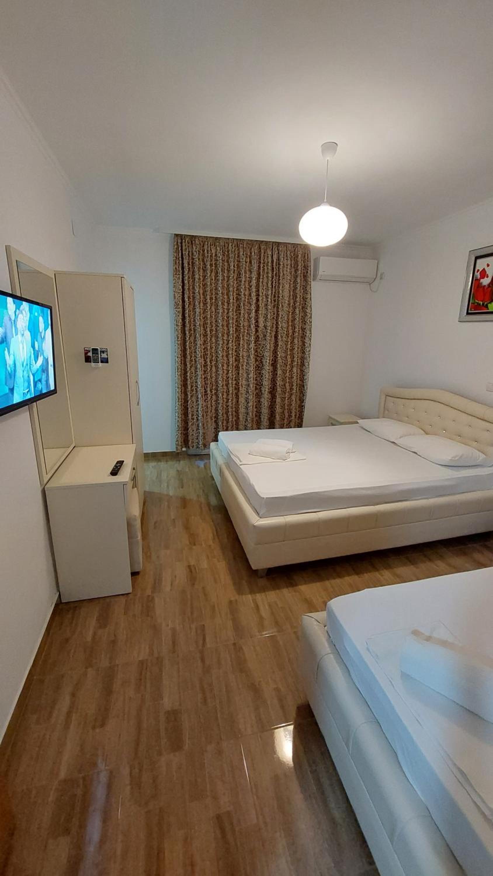 Rinia Apartments