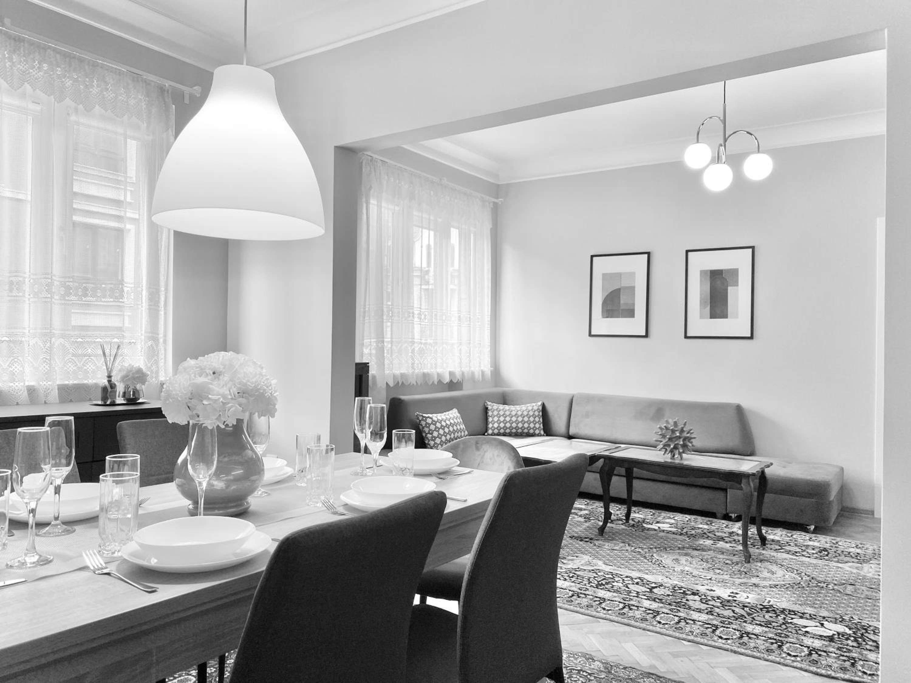 Top Centre Sofia Apartment for 6 Guests