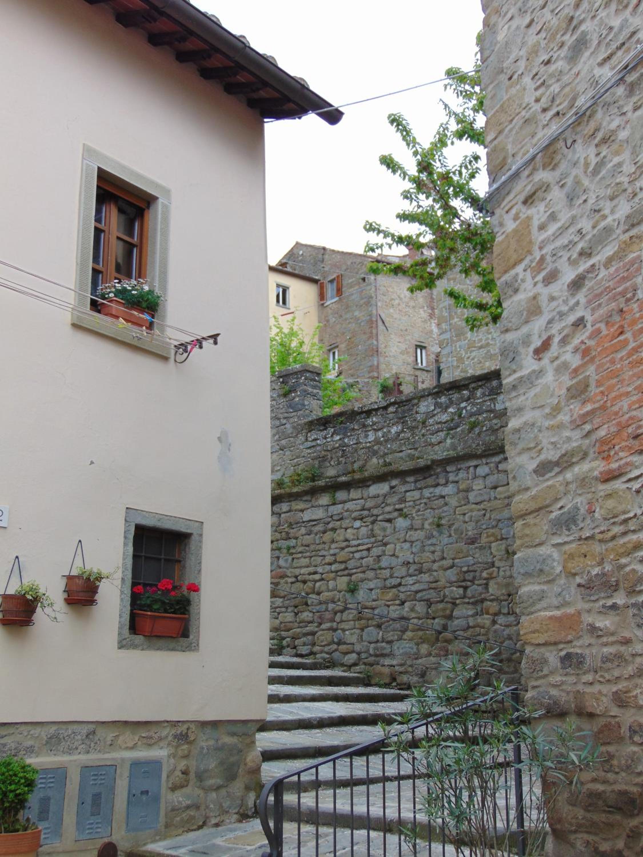 Domus Ghibellinae- Fonte di San Benedetto