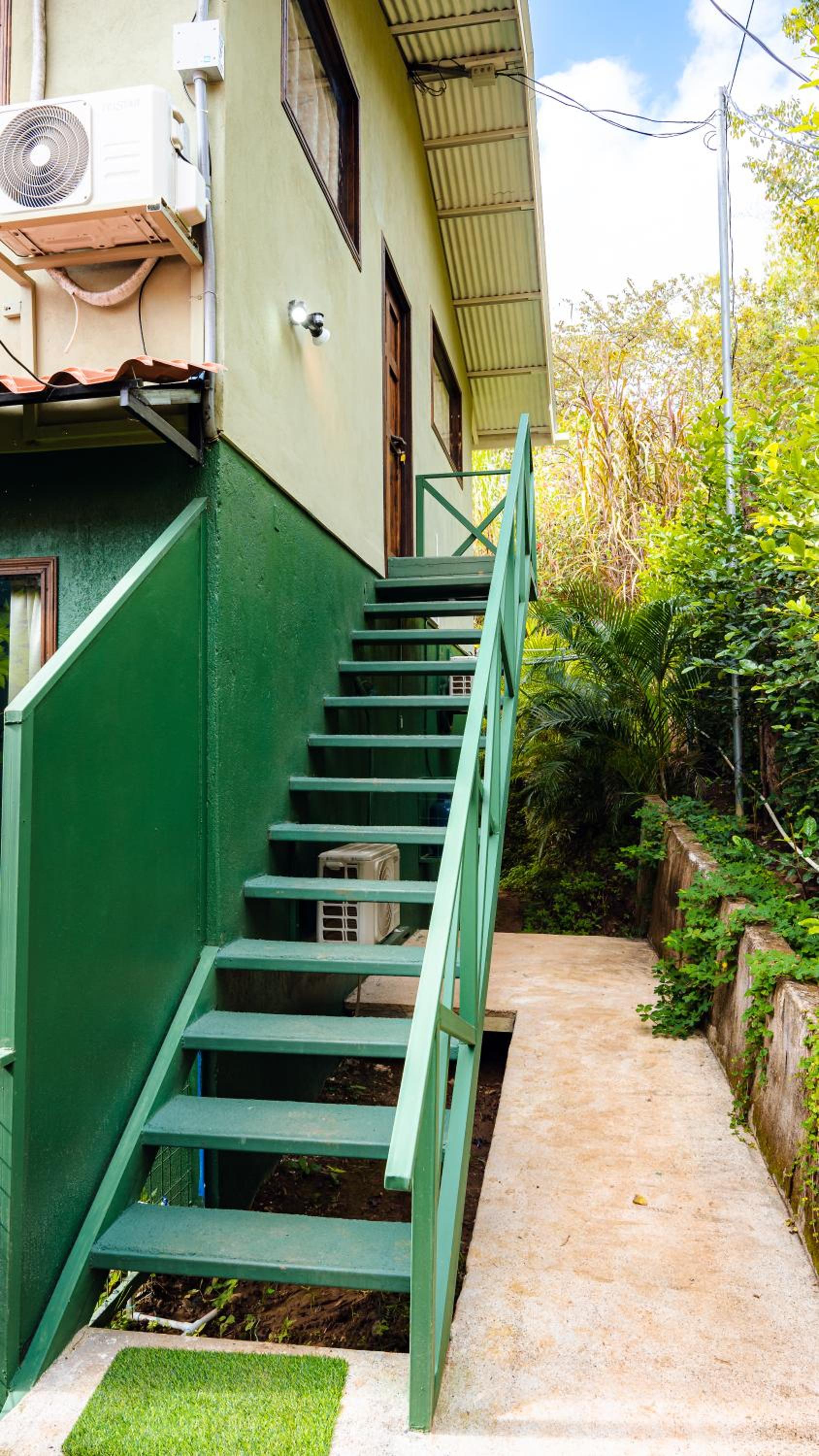 FLOR DE PARAISO BUNGALOWS