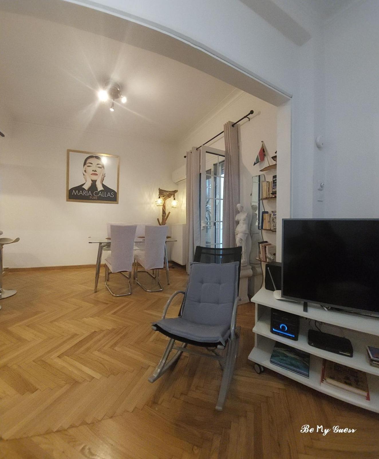 Athens Riviera apt with seaview, 15' to Acropolis