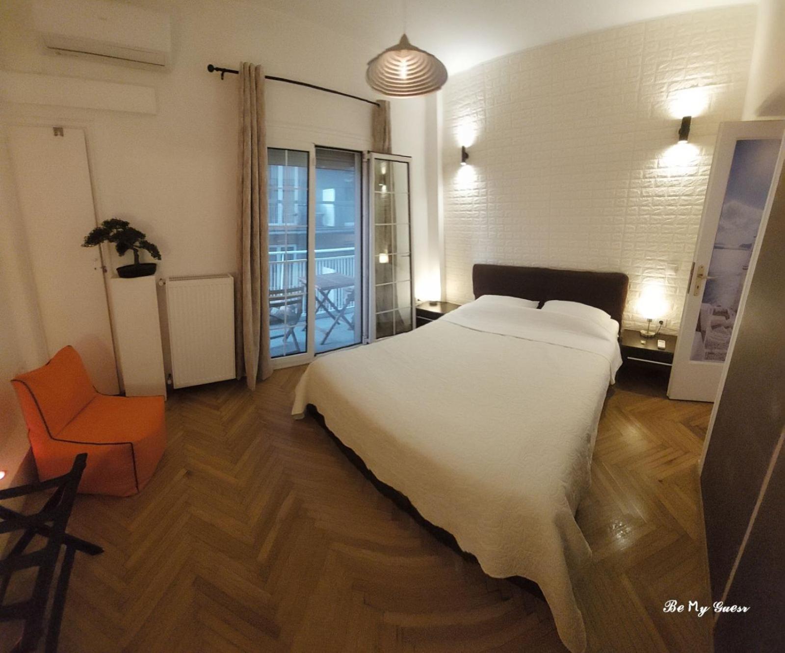 Athens Riviera apt with seaview, 15' to Acropolis