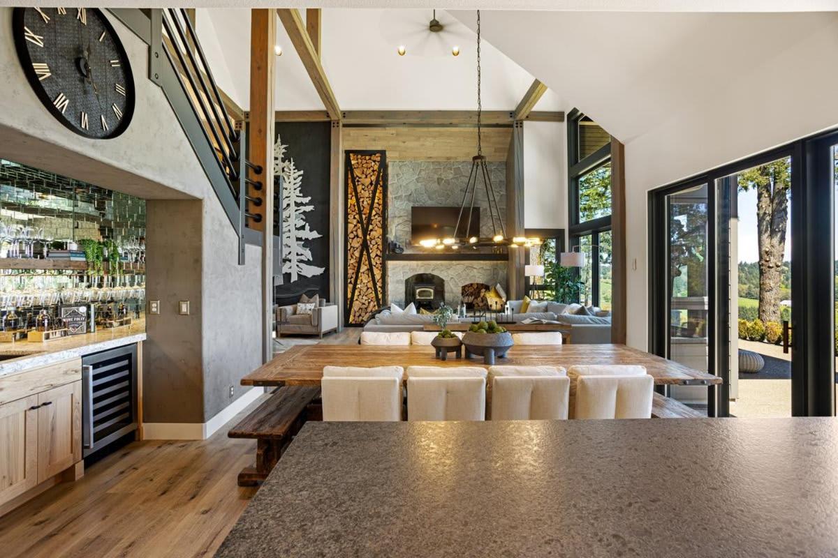 Escape to Wine Country Luxurious Getaway Awaits view 4