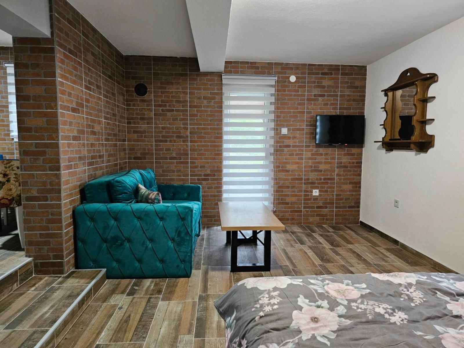 City View Apartment view 4