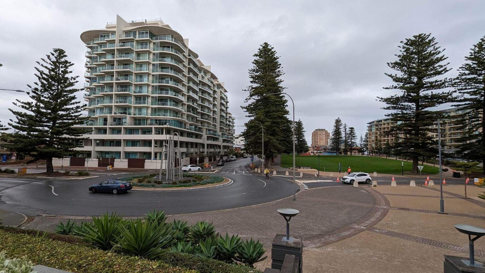 Glenelg resort style beachside apartment