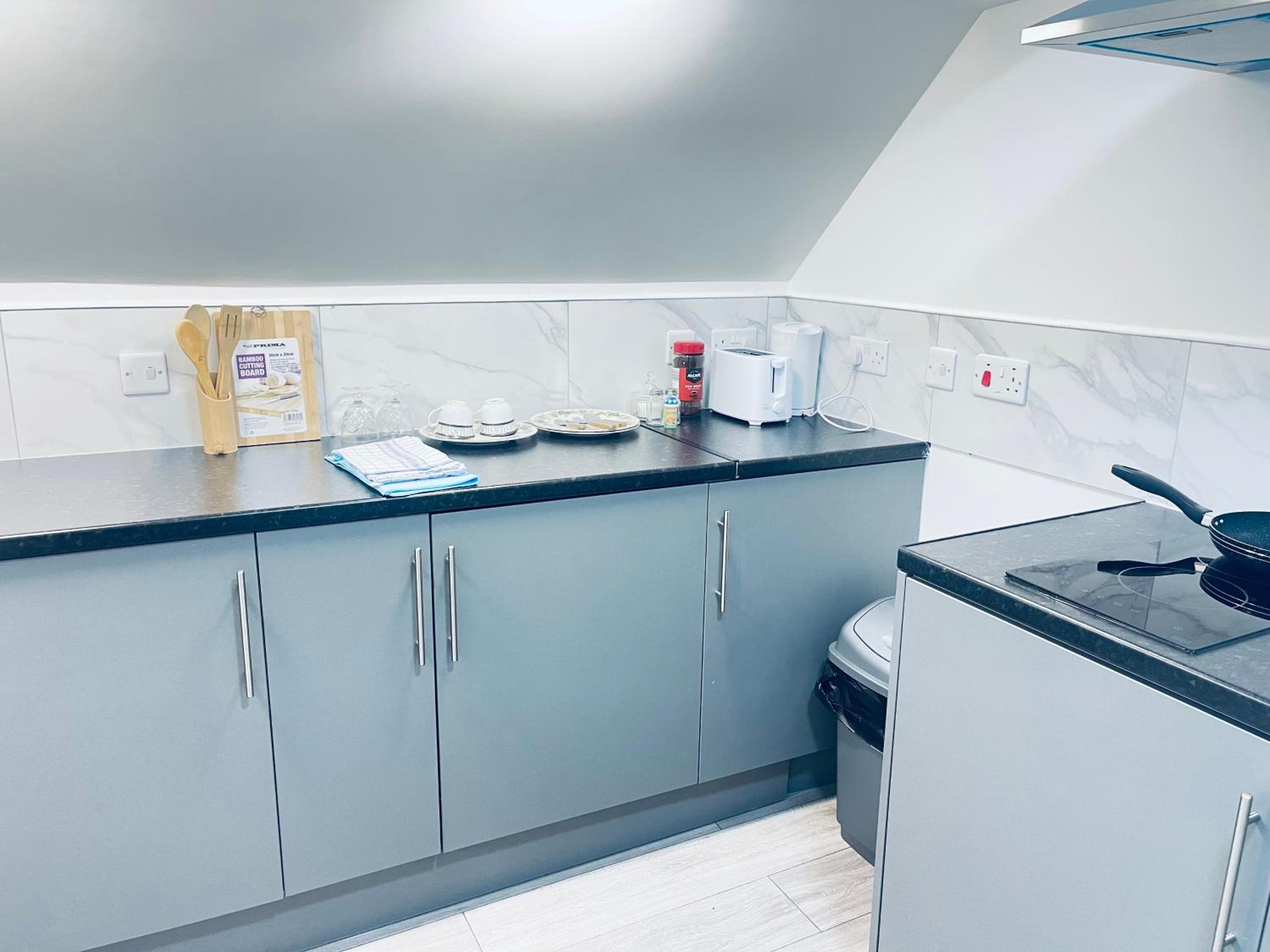 1 bed apartment with 2 beds 1 double plus 1 single view 4