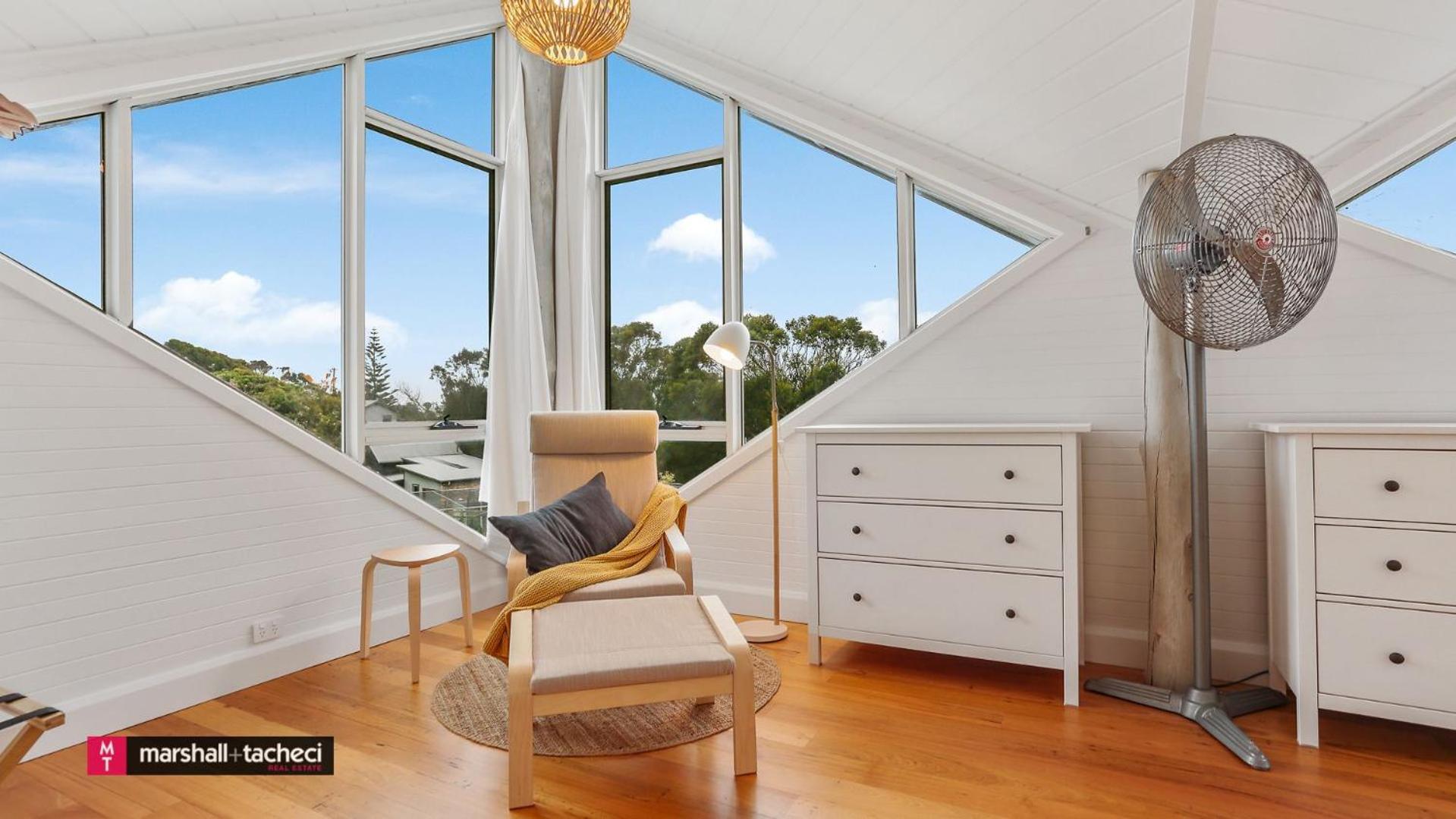 Baraga Sanctuary holiday house, Bermagui Barragga Bay Linen & Wifi Provided
