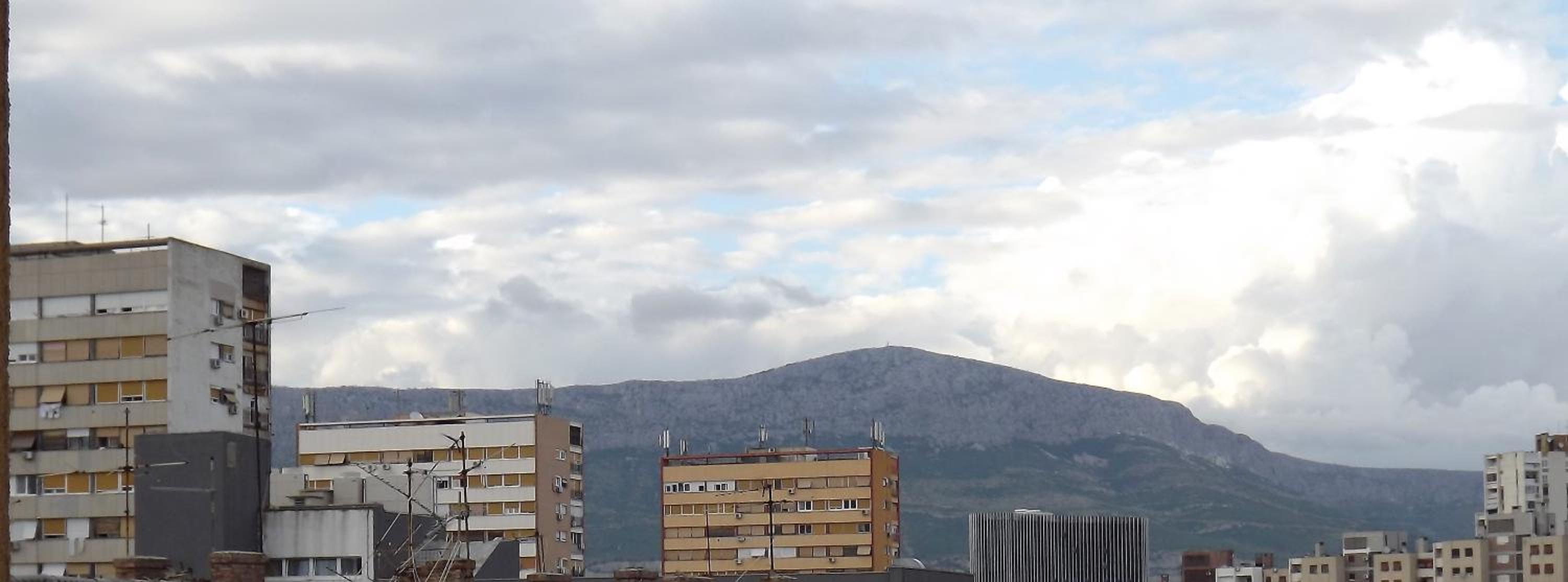 Split Apartments MICI
