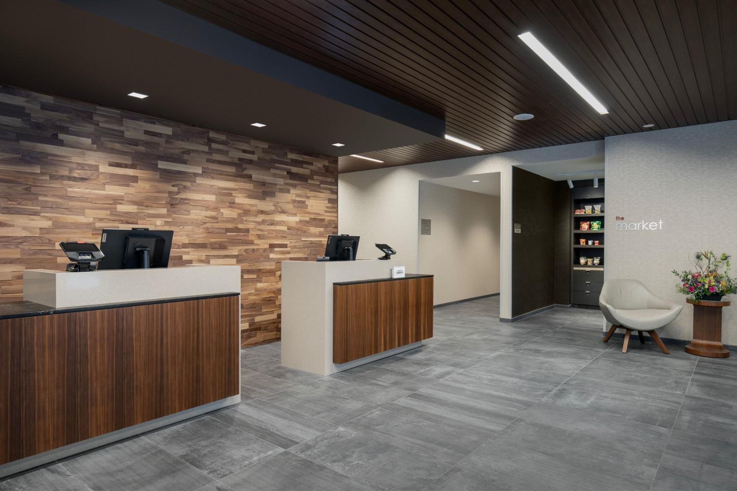 Nanaimo Vacations - Courtyard by Marriott Nanaimo - Property Image 26