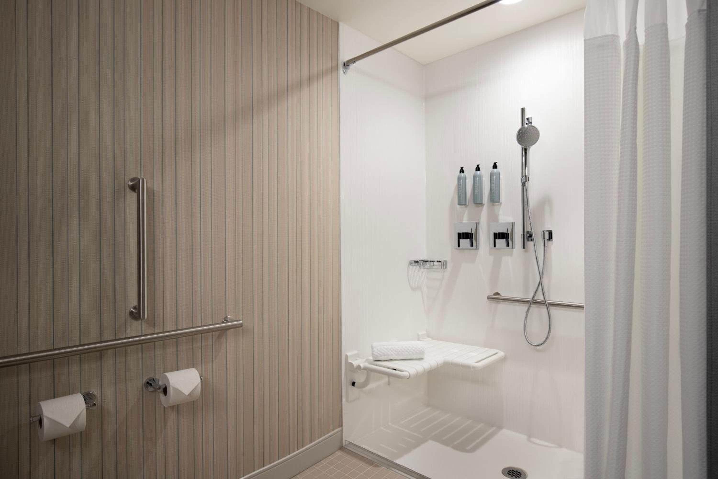 Nanaimo Vacations - Courtyard by Marriott Nanaimo - Property Image 5