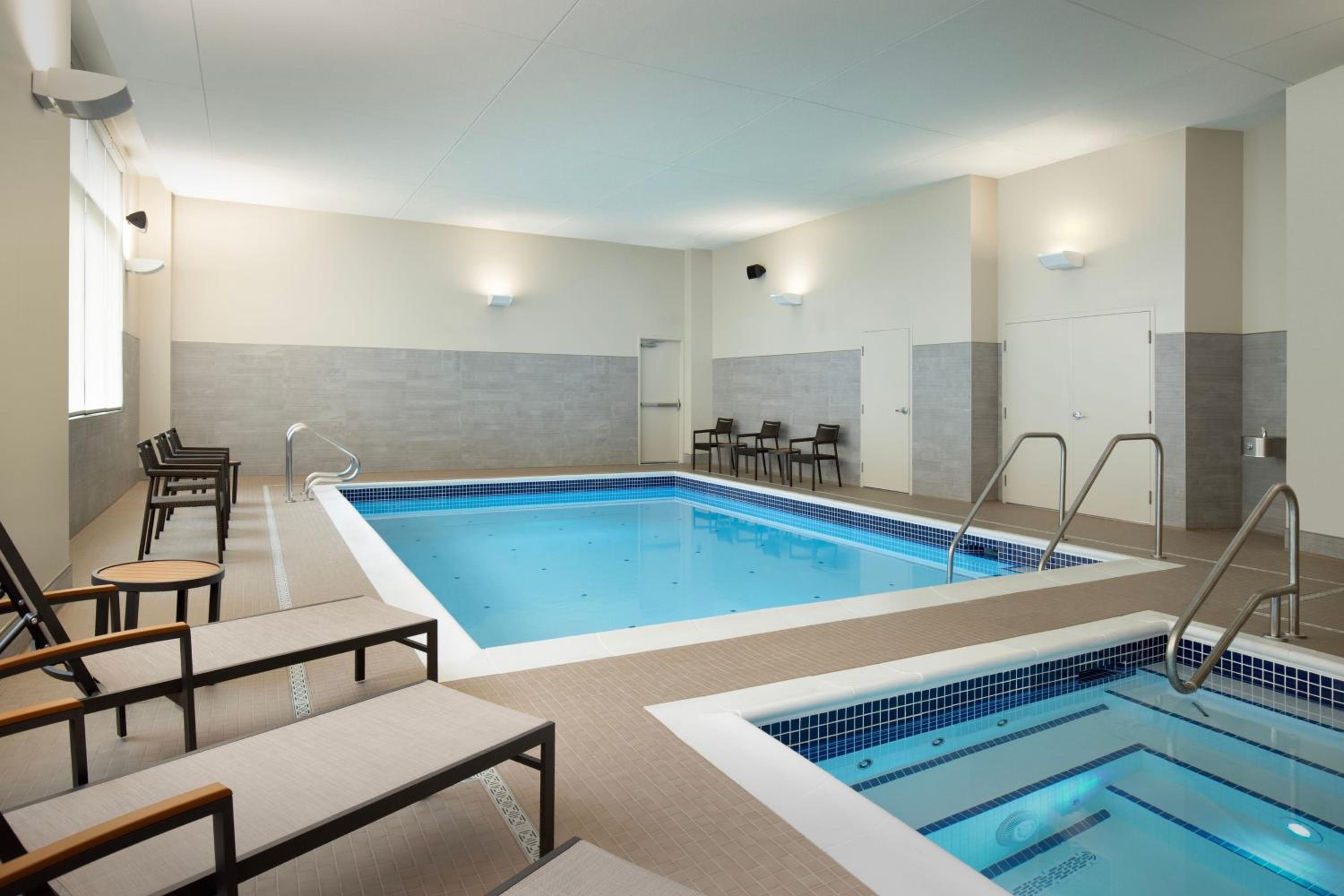 Nanaimo Vacations - Courtyard by Marriott Nanaimo - Property Image 15