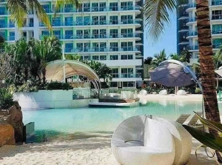 Suite M - 1 Bedroom Condo at Azure Residences view 5