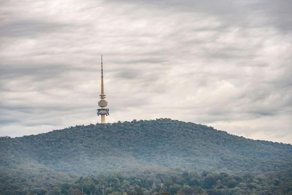 2 BR family business friendly CBD ANU