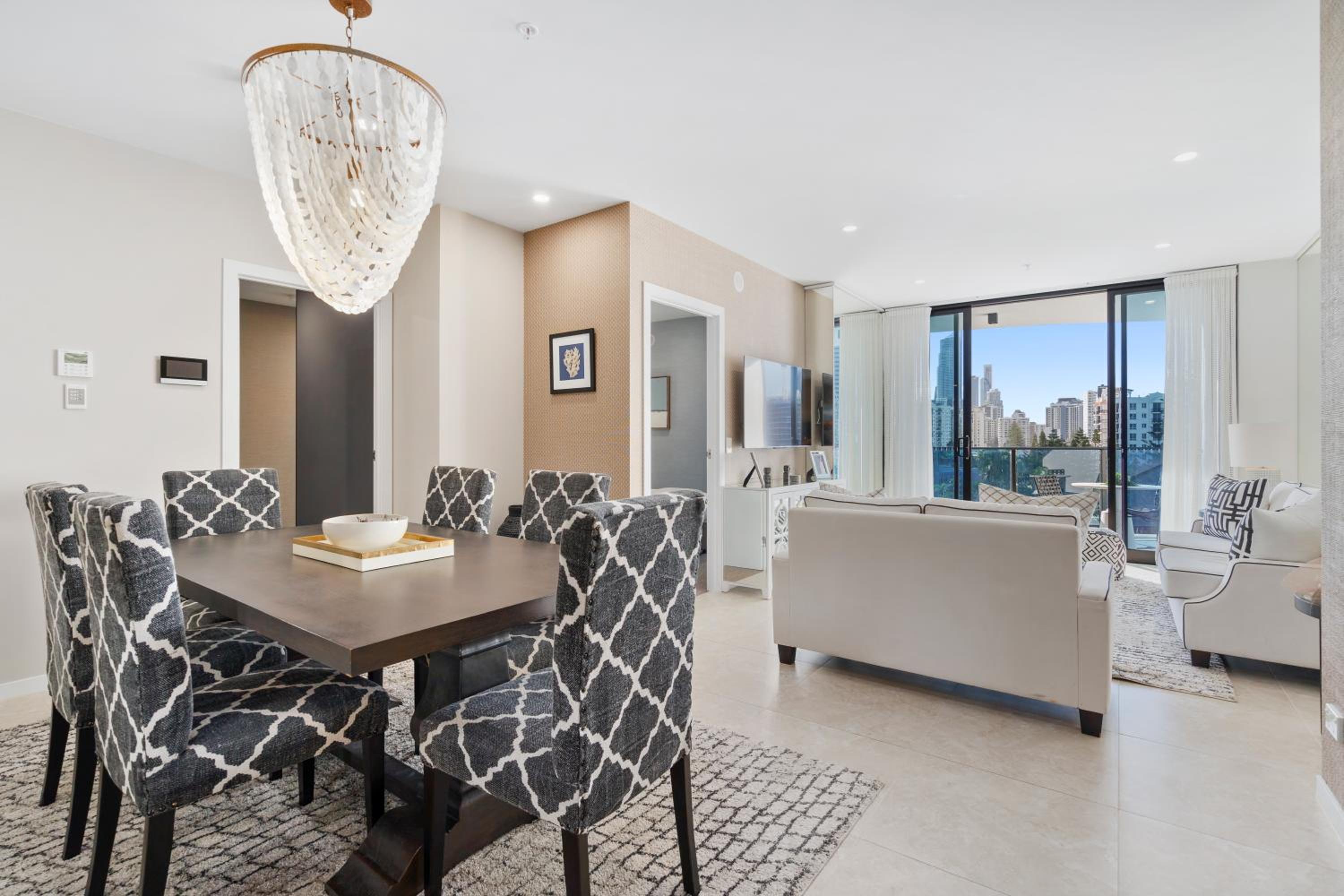 The Gallery Broadbeach Dream Getaway - Optimise BNB