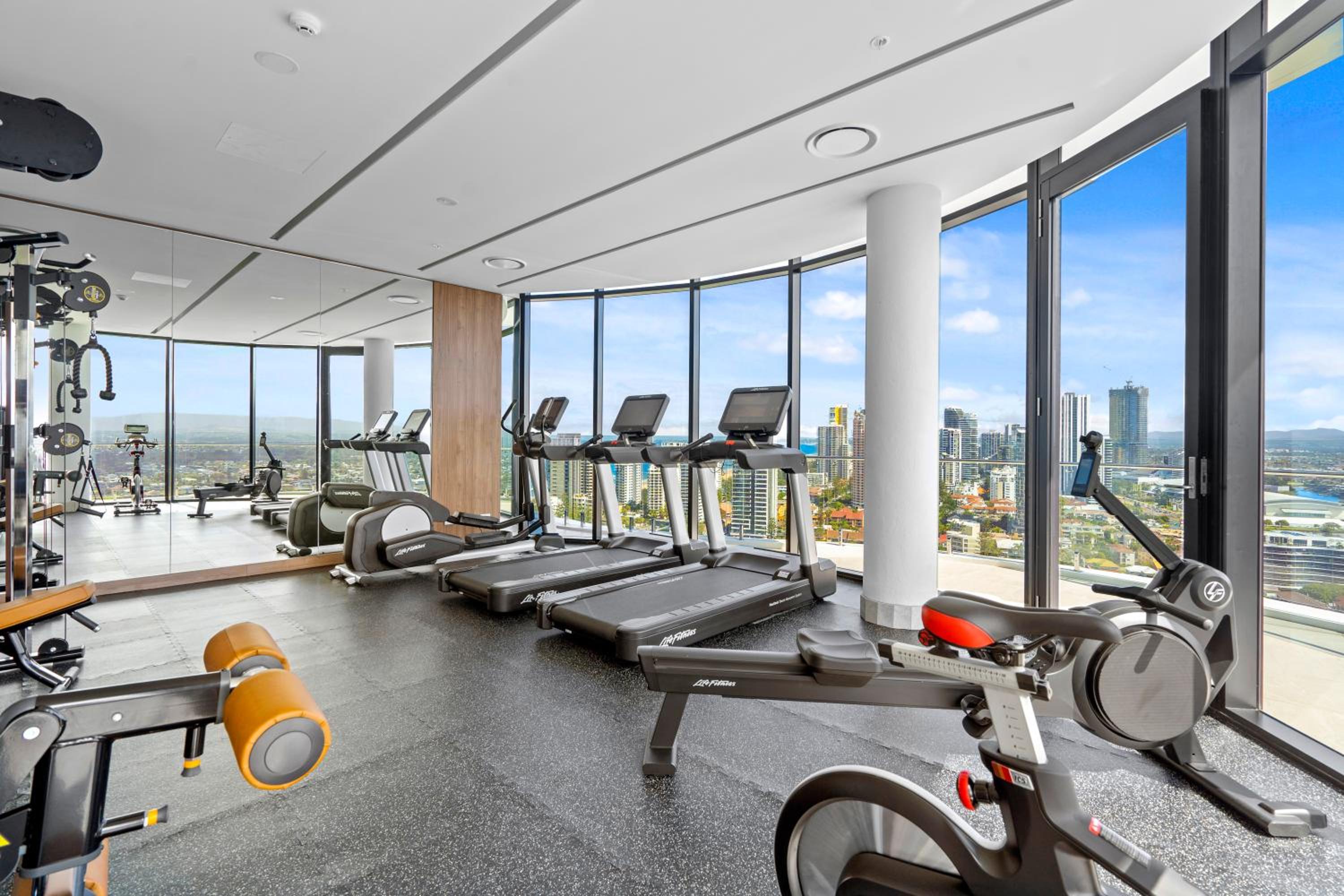 The Gallery Broadbeach Dream Getaway - Optimise BNB