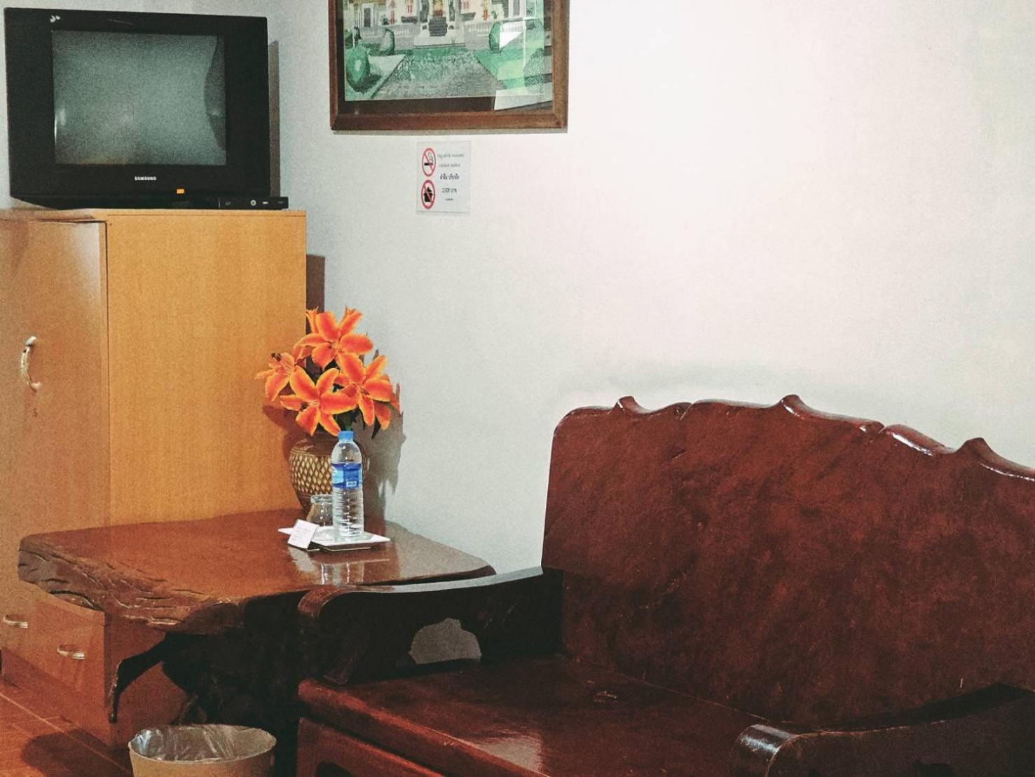 P.California Inter Hostel