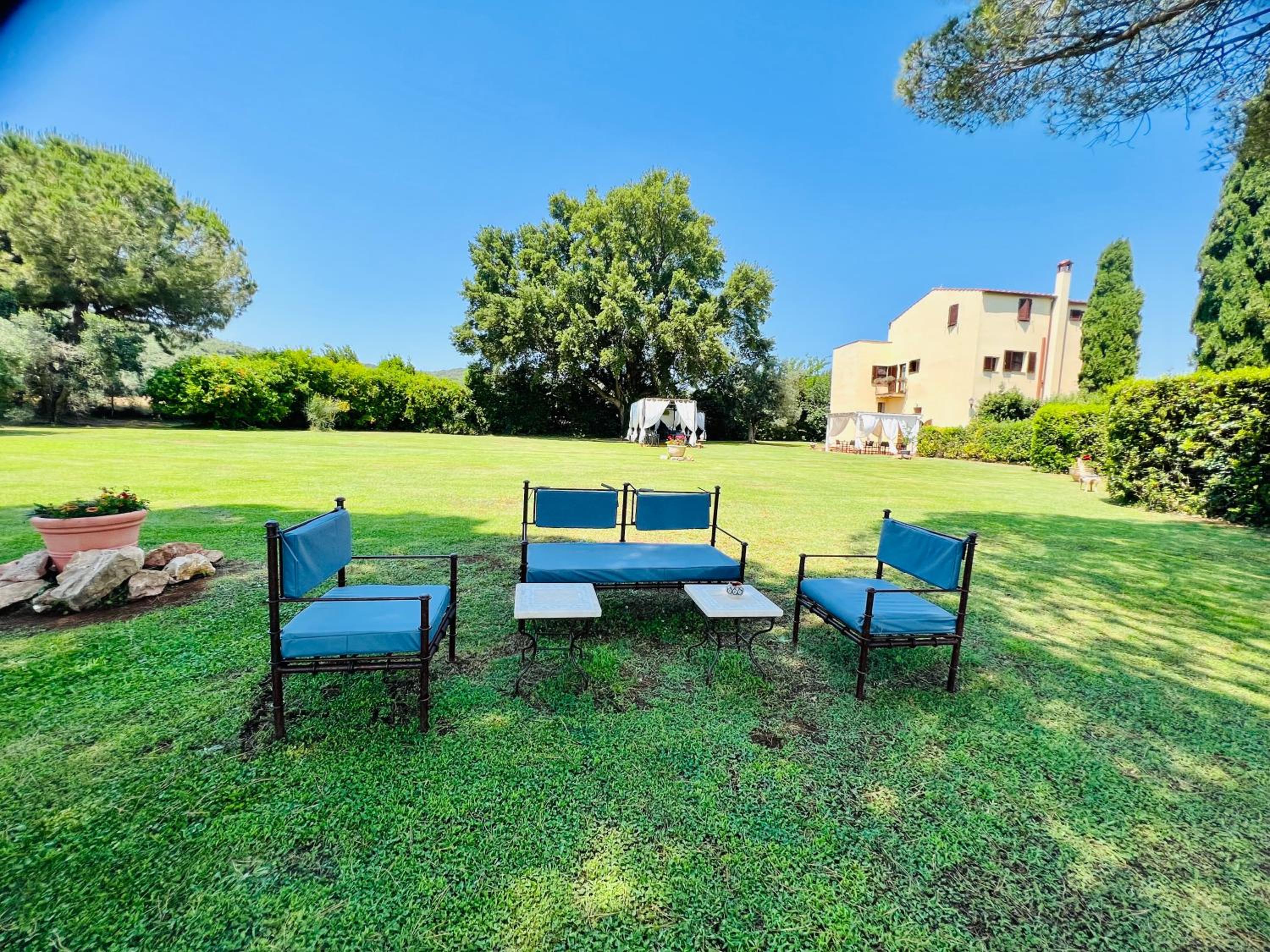 Appartamento Il Torrione view 4