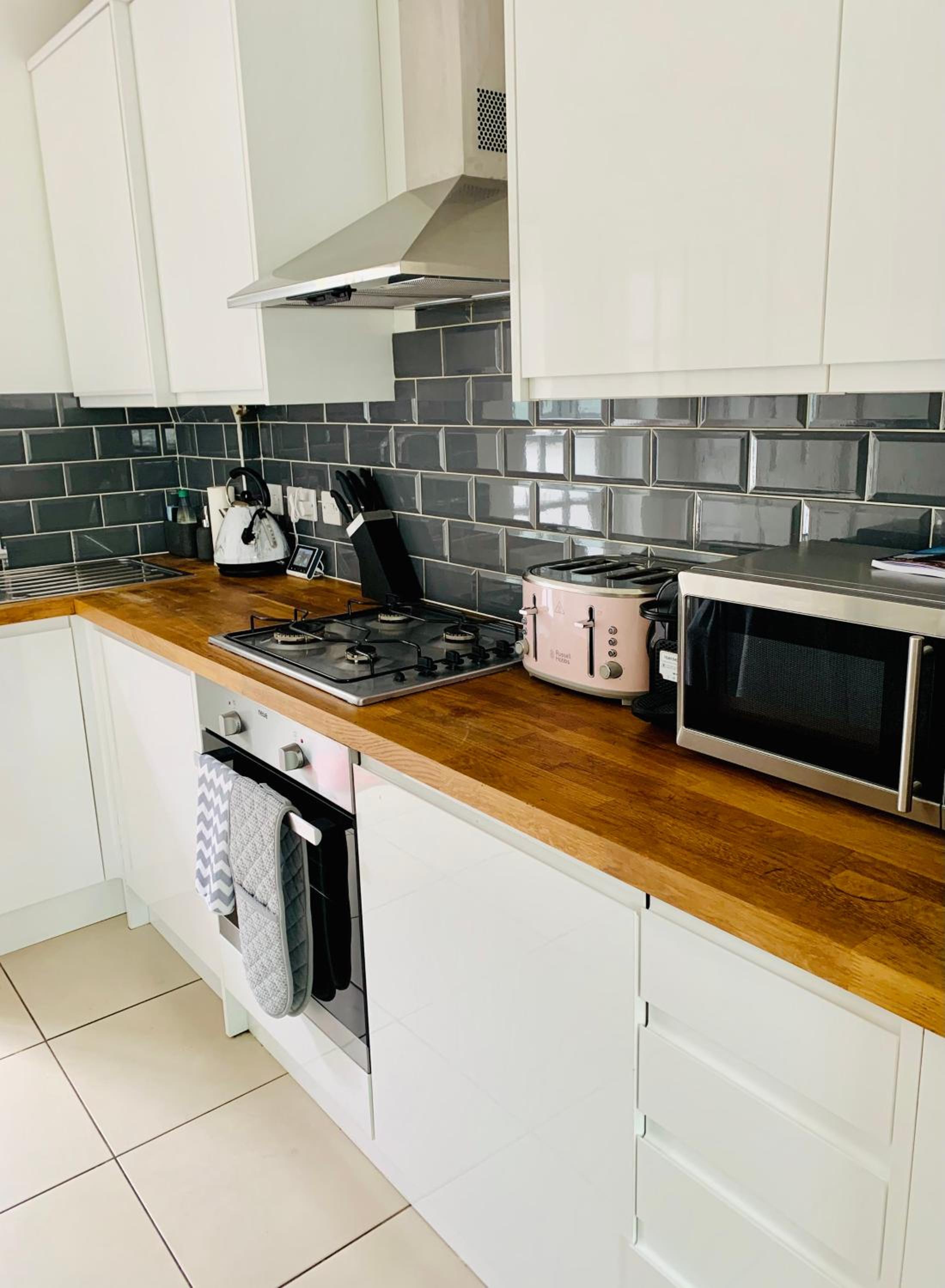 PopHaus Glam Pad - Central Brighton by the Station view 5