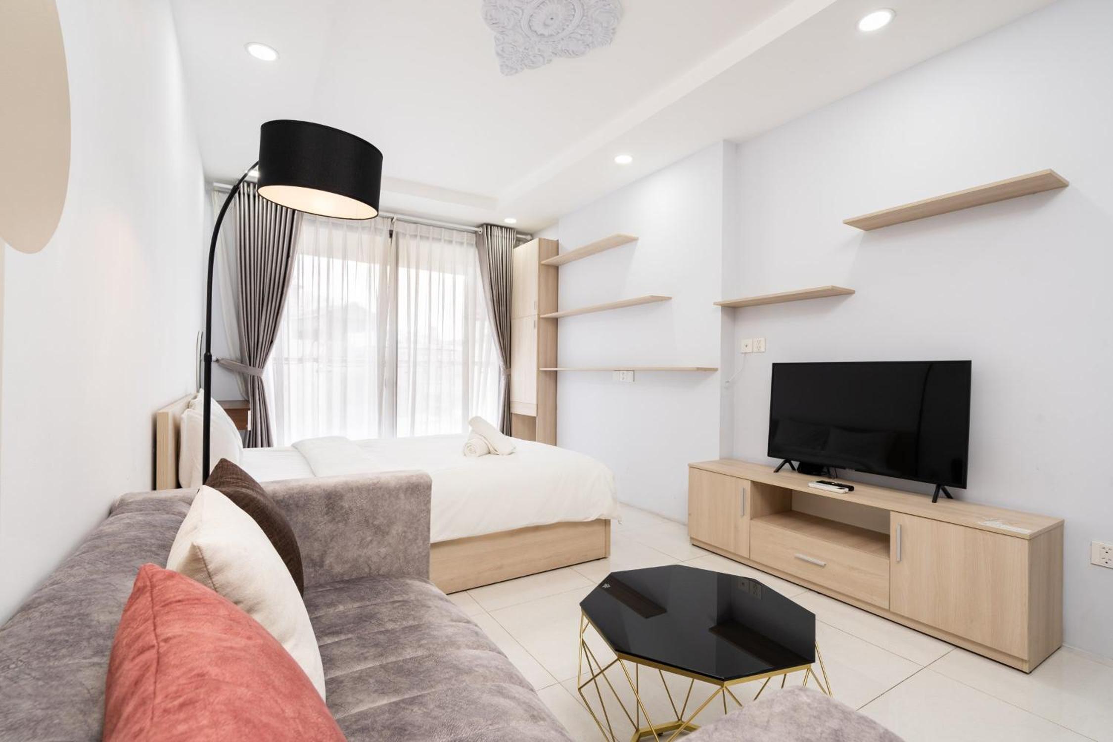 123 Apartment in Saigon Royal with Panorama City View