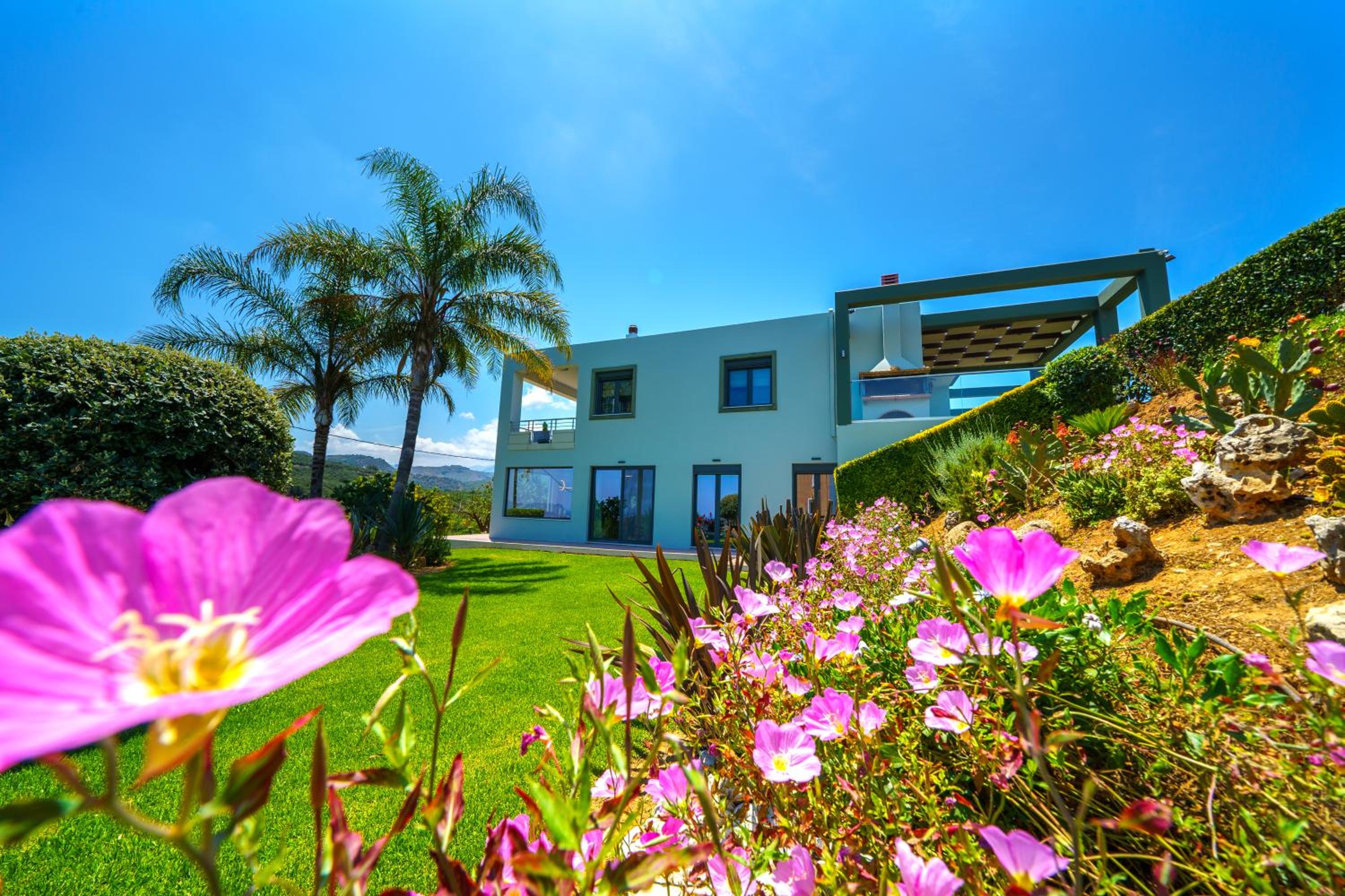 Mythic Olive villa - Heated Pool - Amazing view