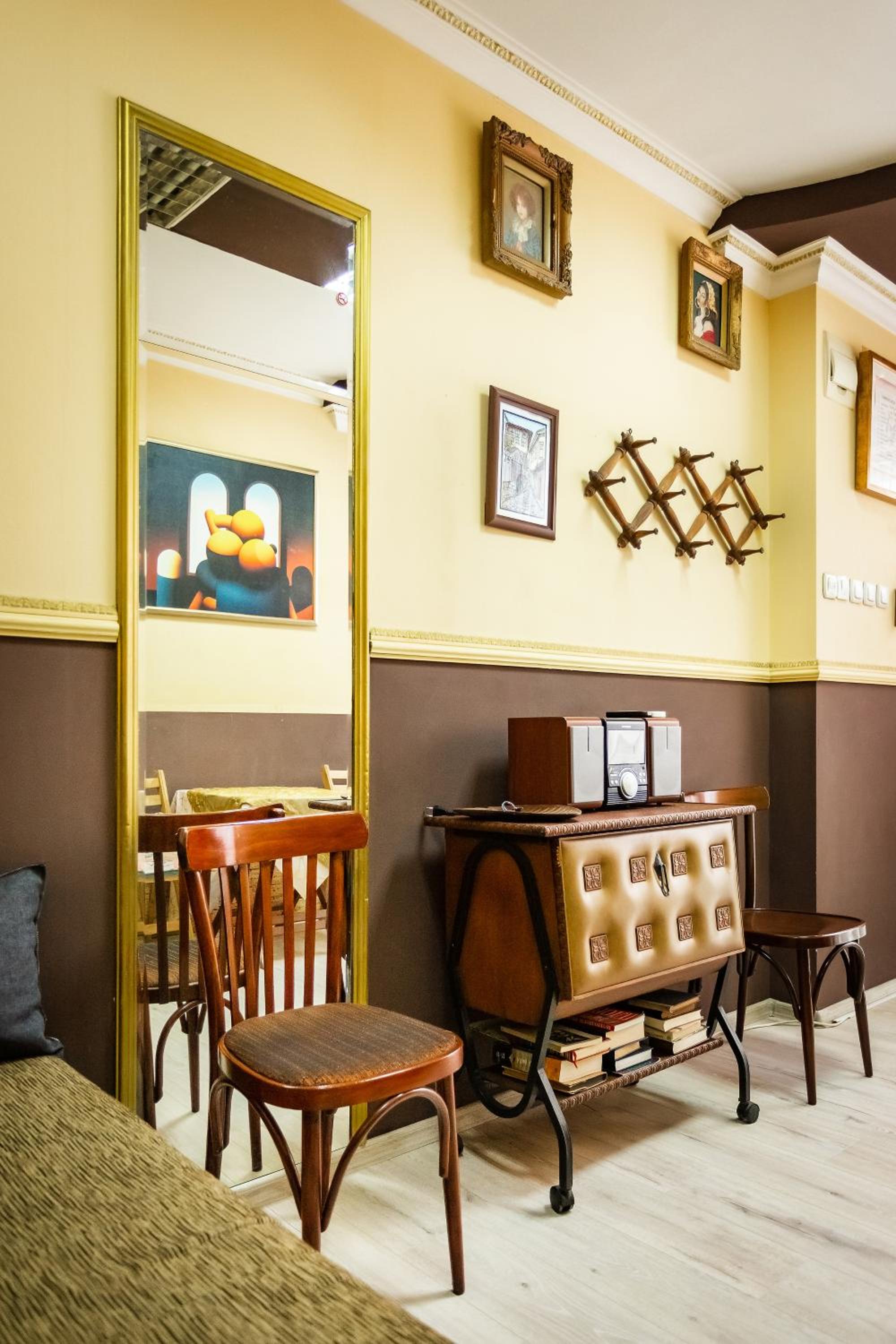 Residence Art Guest House