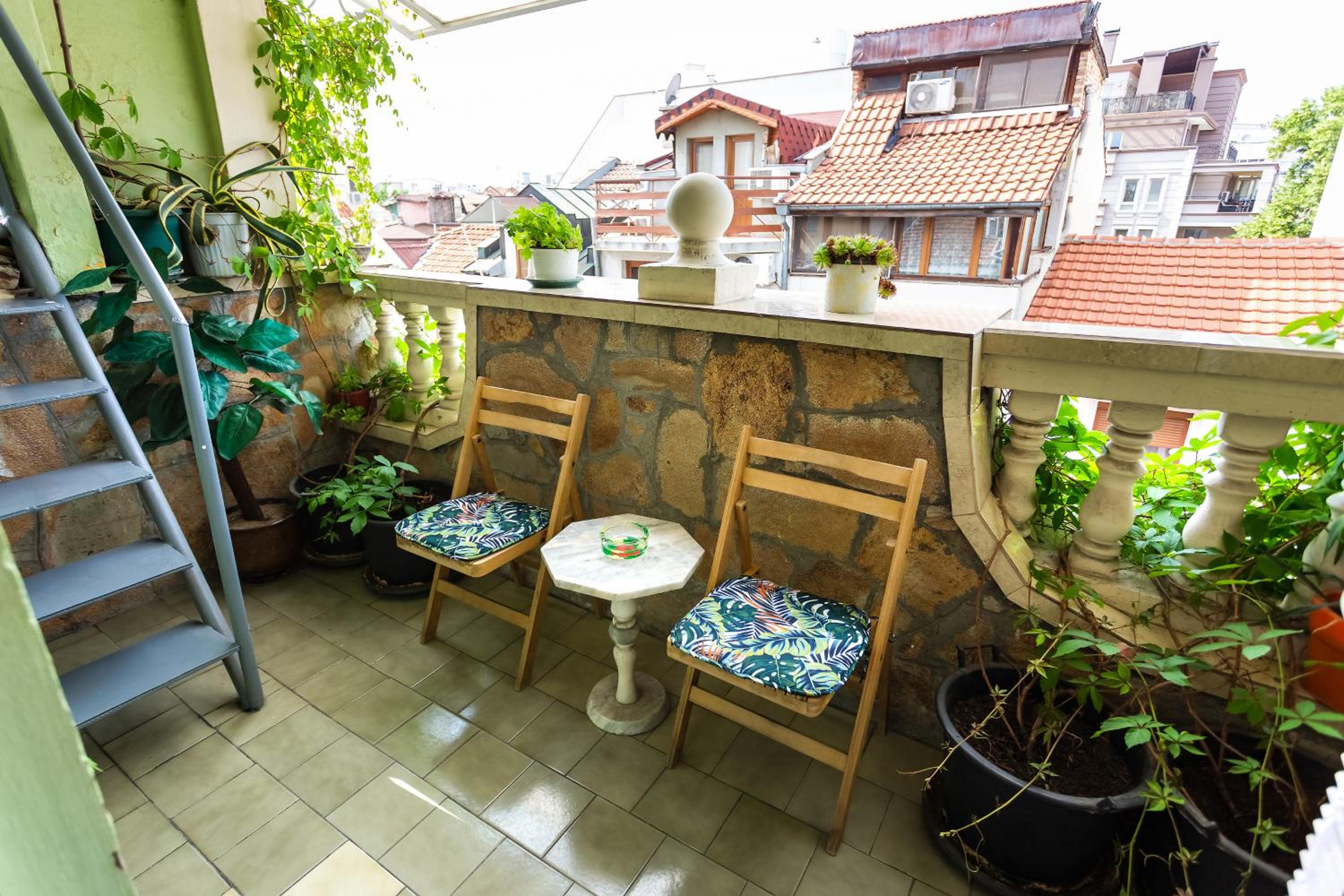 Residence Art Guest House