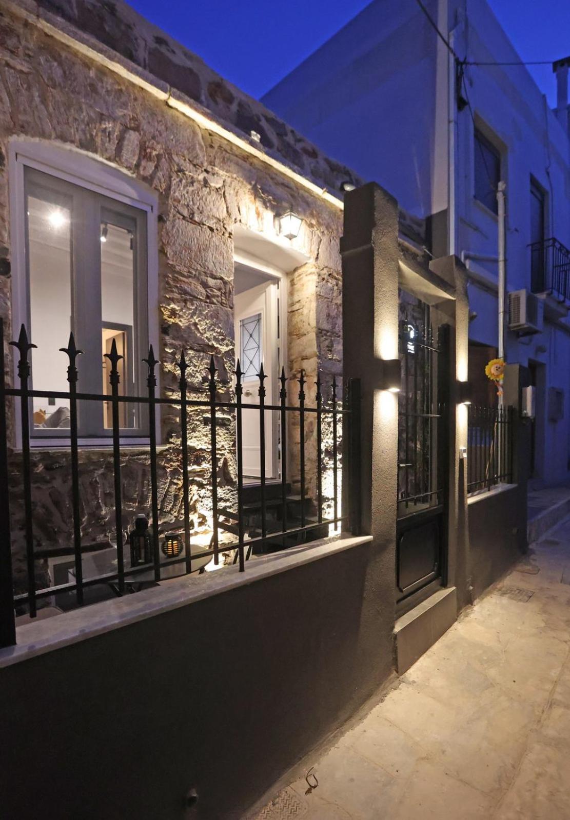 Stones By Syros Bnb