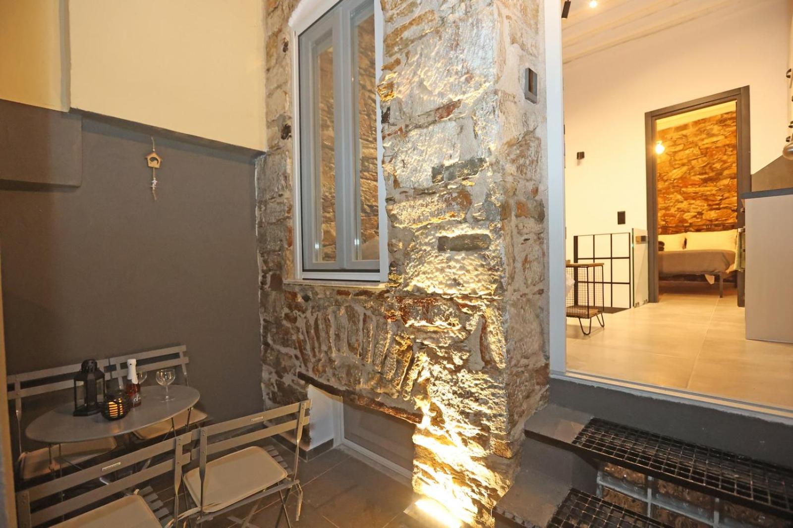 Stones By Syros Bnb