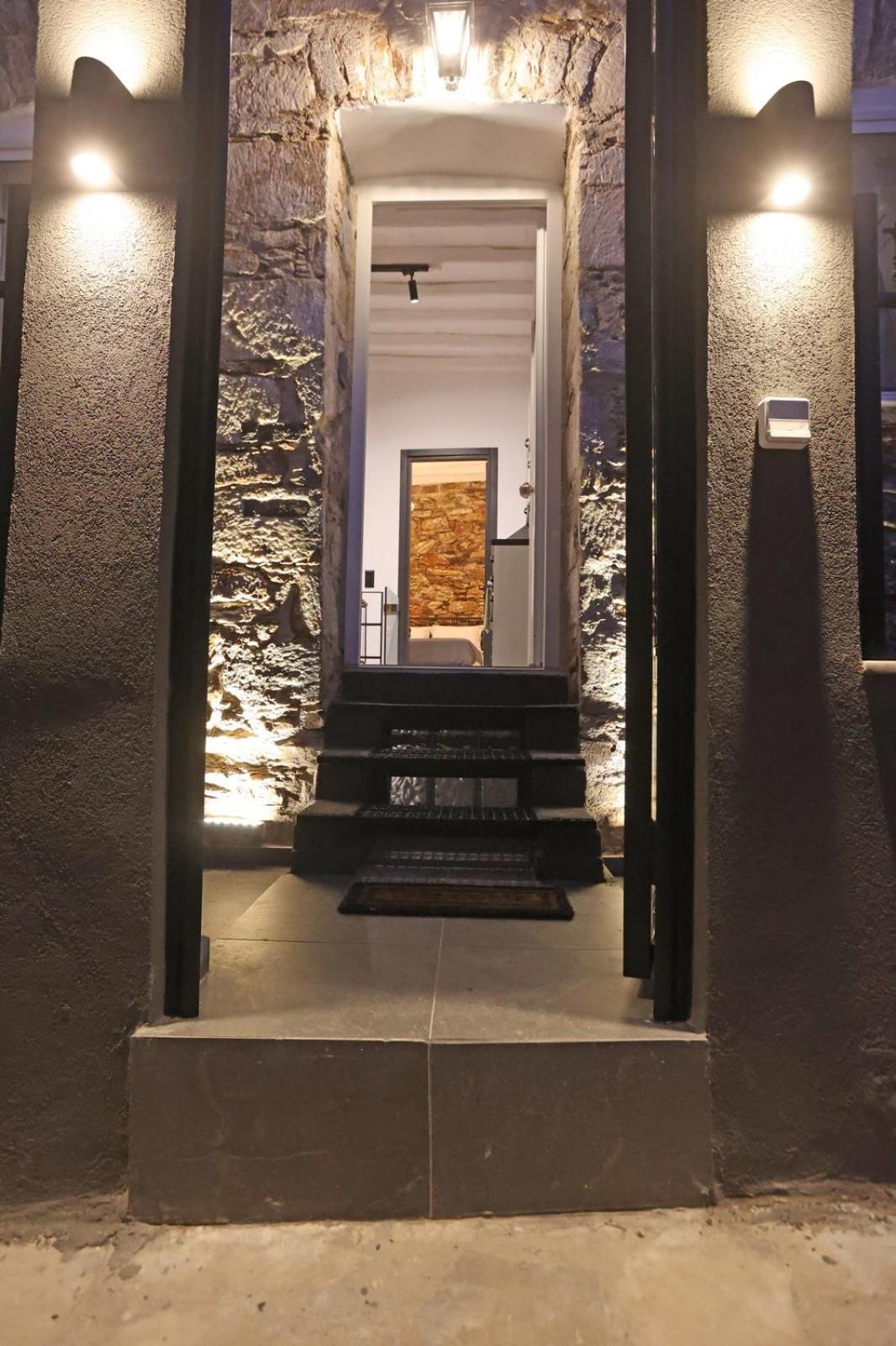 Stones By Syros Bnb
