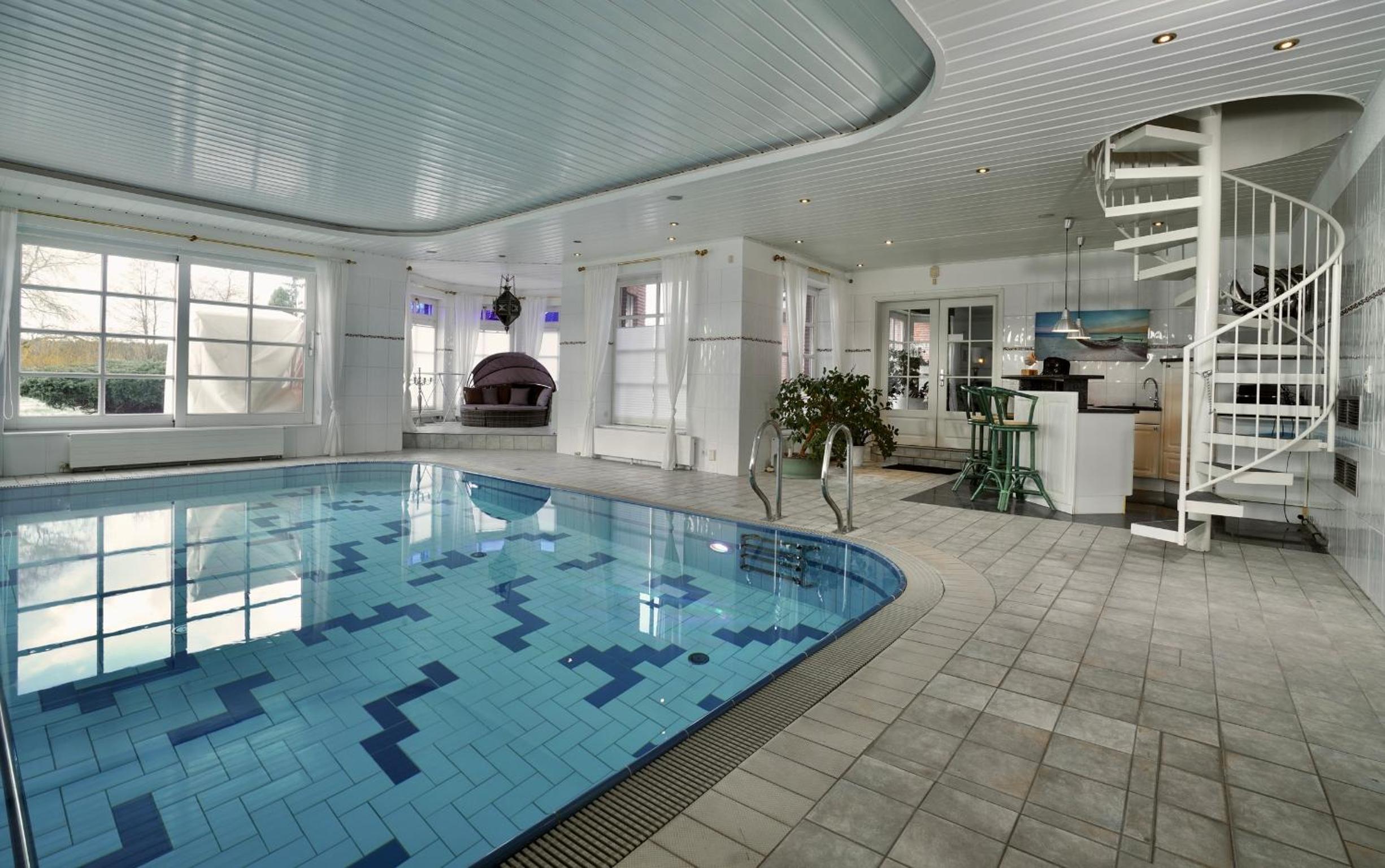Villa Merle mit privatem Indoorpool