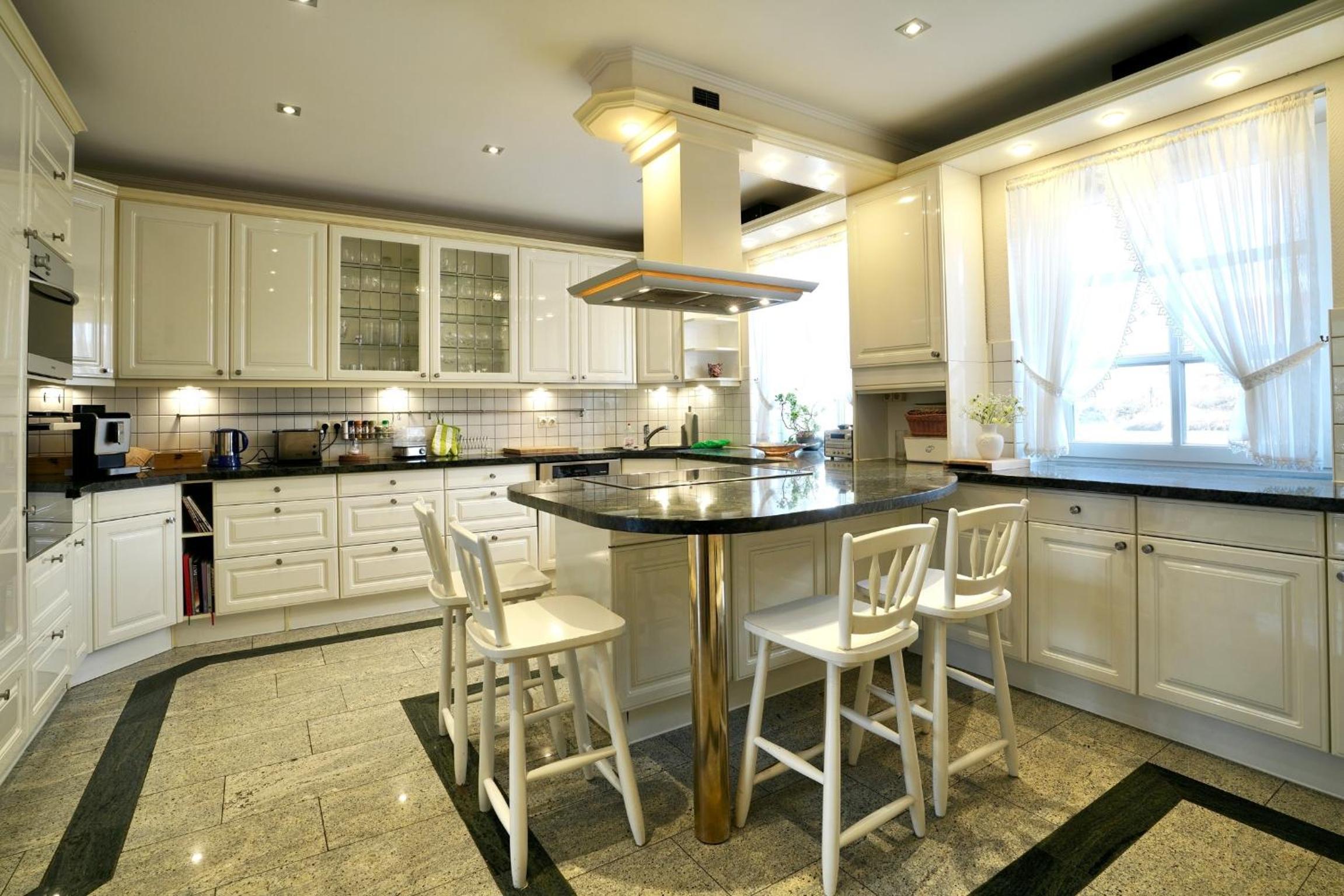 Villa Merle mit privatem Indoorpool