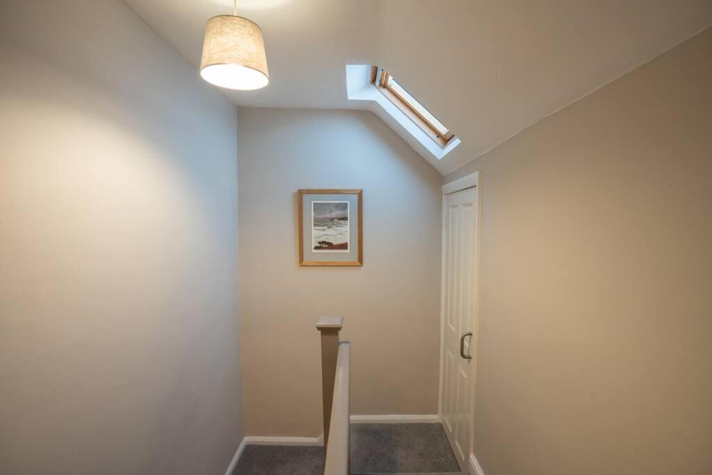 Erwenni, Llanbedrog, Abersoch near beach and pub with hot tub view 4
