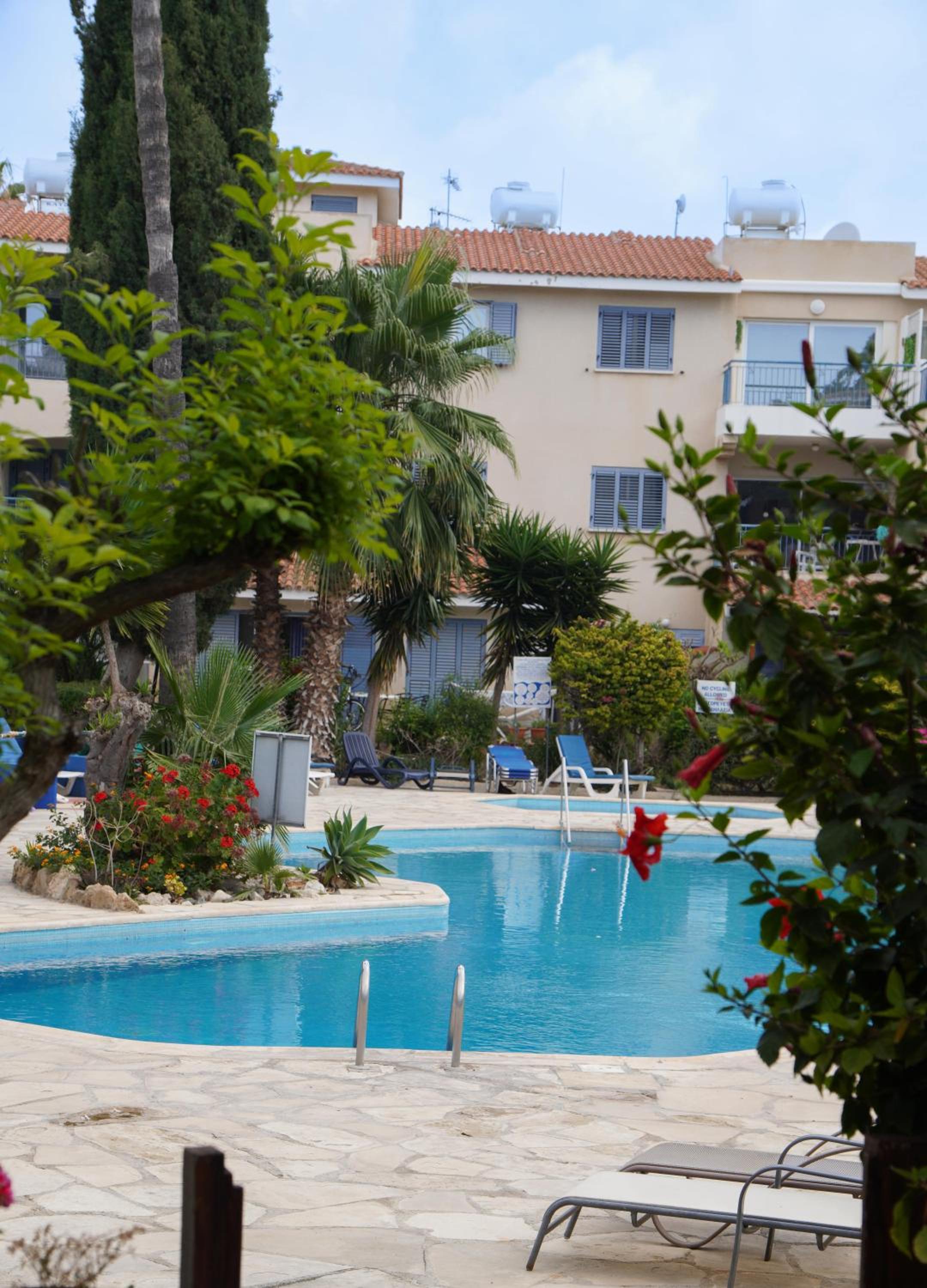 Rachel suite by the pool Paphos view 3