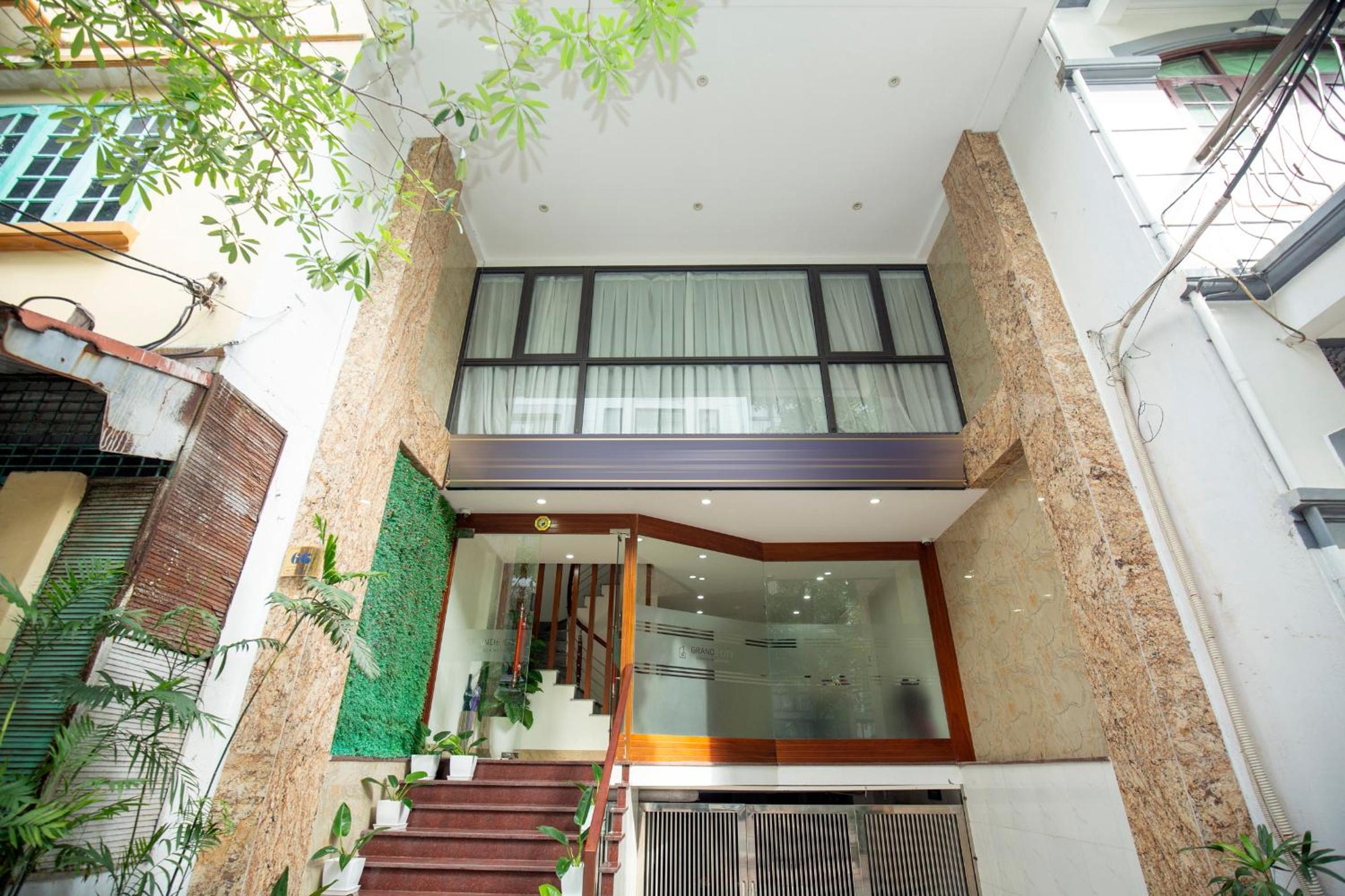 Sumitomo10 Apartment - Lane 12 Dao Tan street