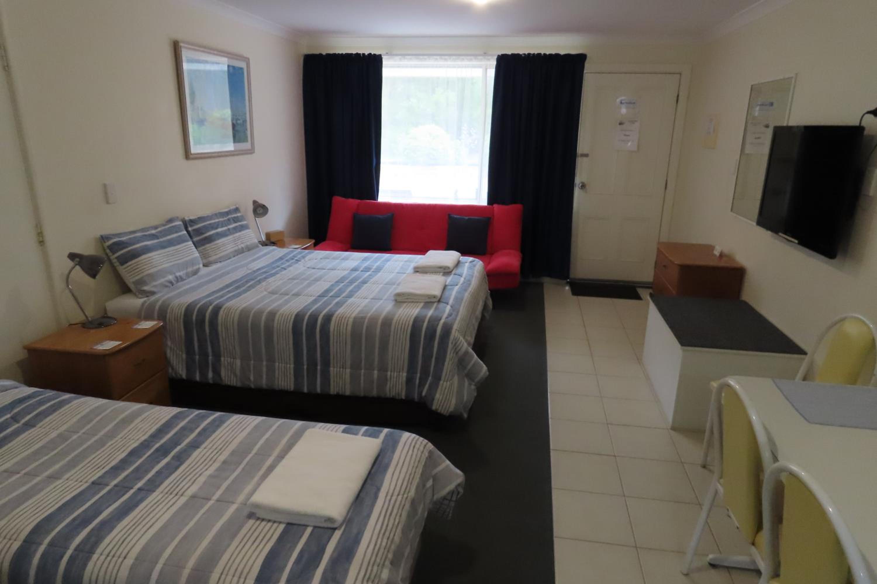 Emu Point Motel